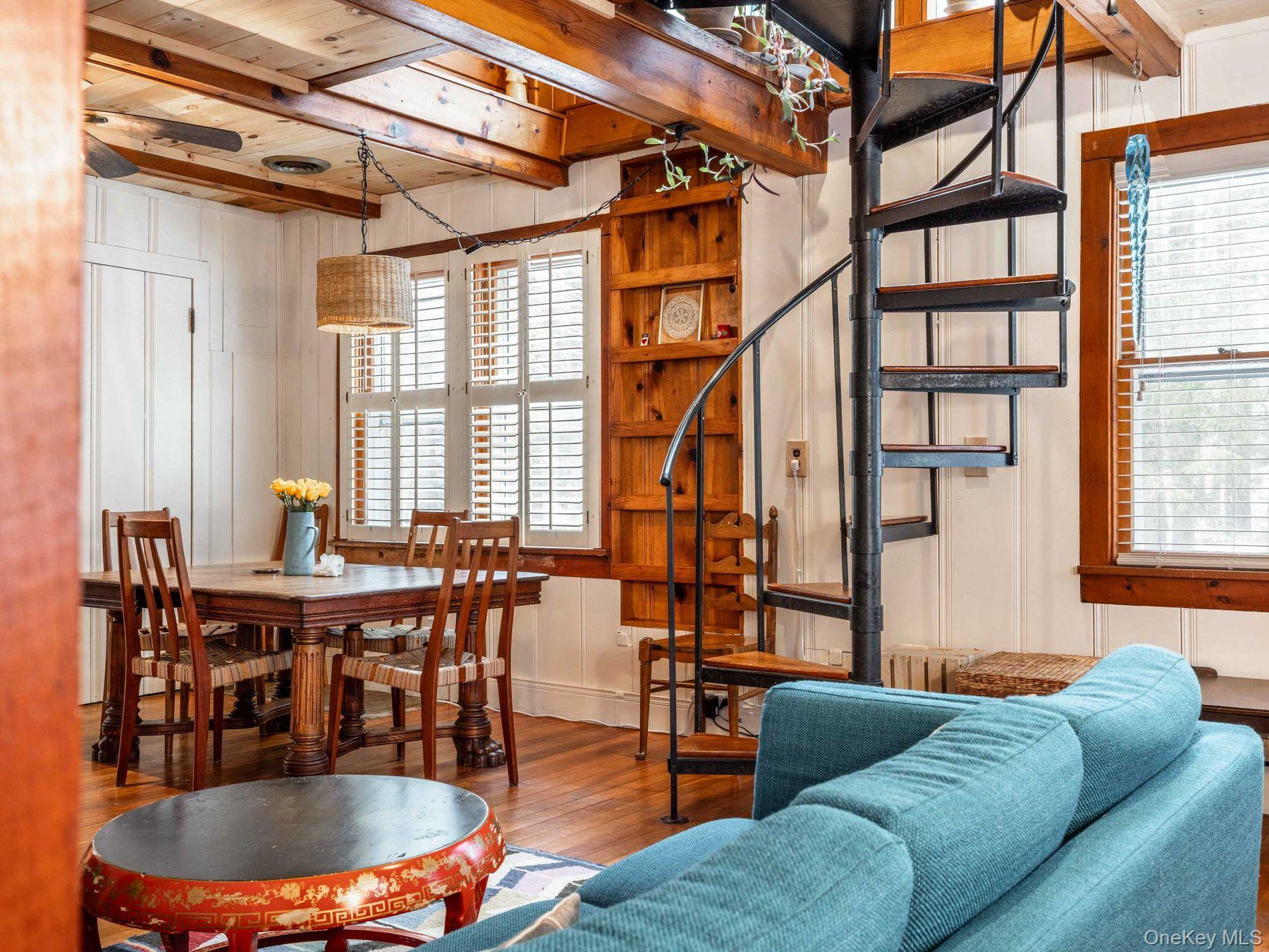 1232 Route 990 V, Gilboa, NY 12076