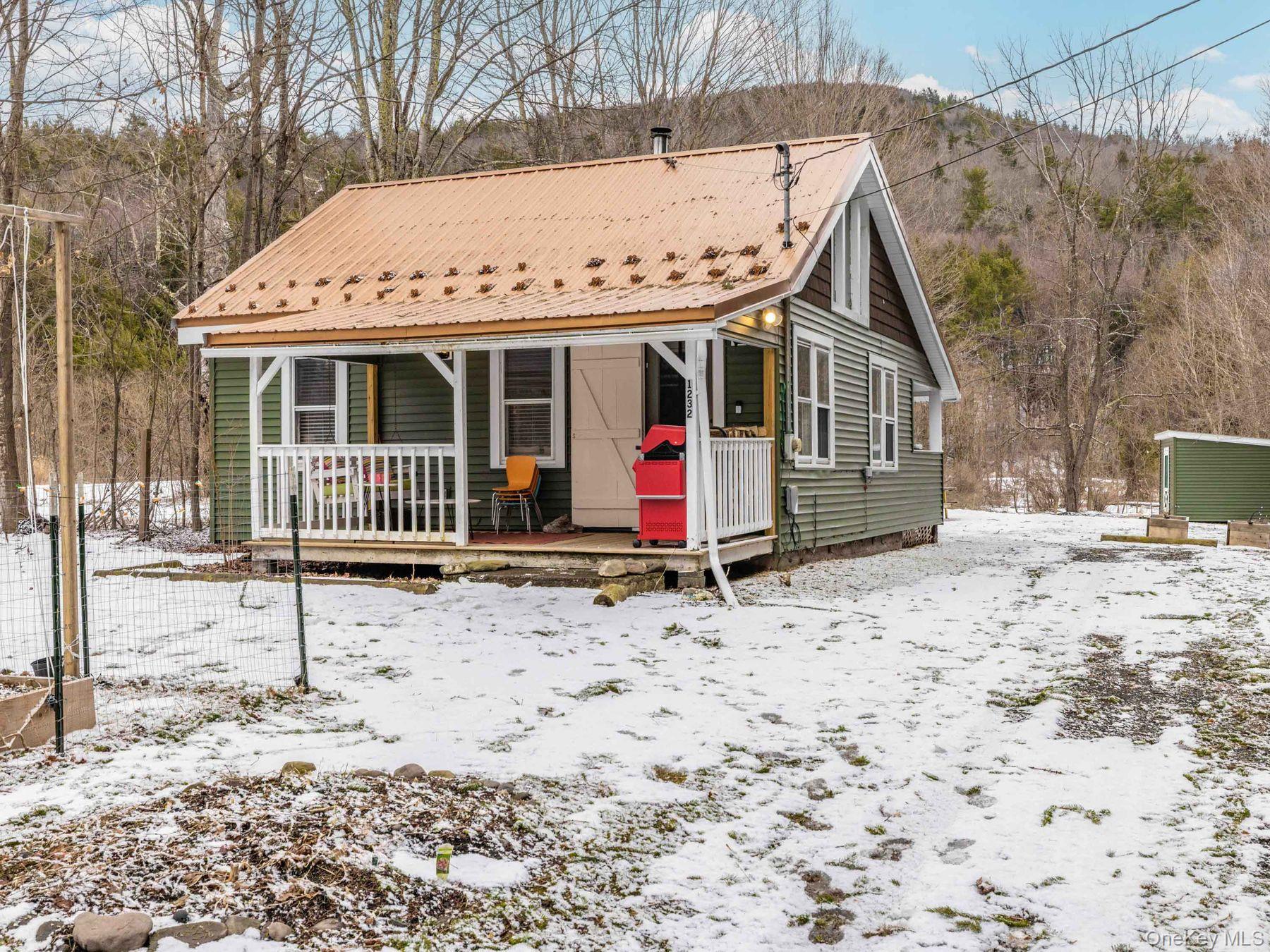 1232 Route 990 V, Gilboa, NY 12076