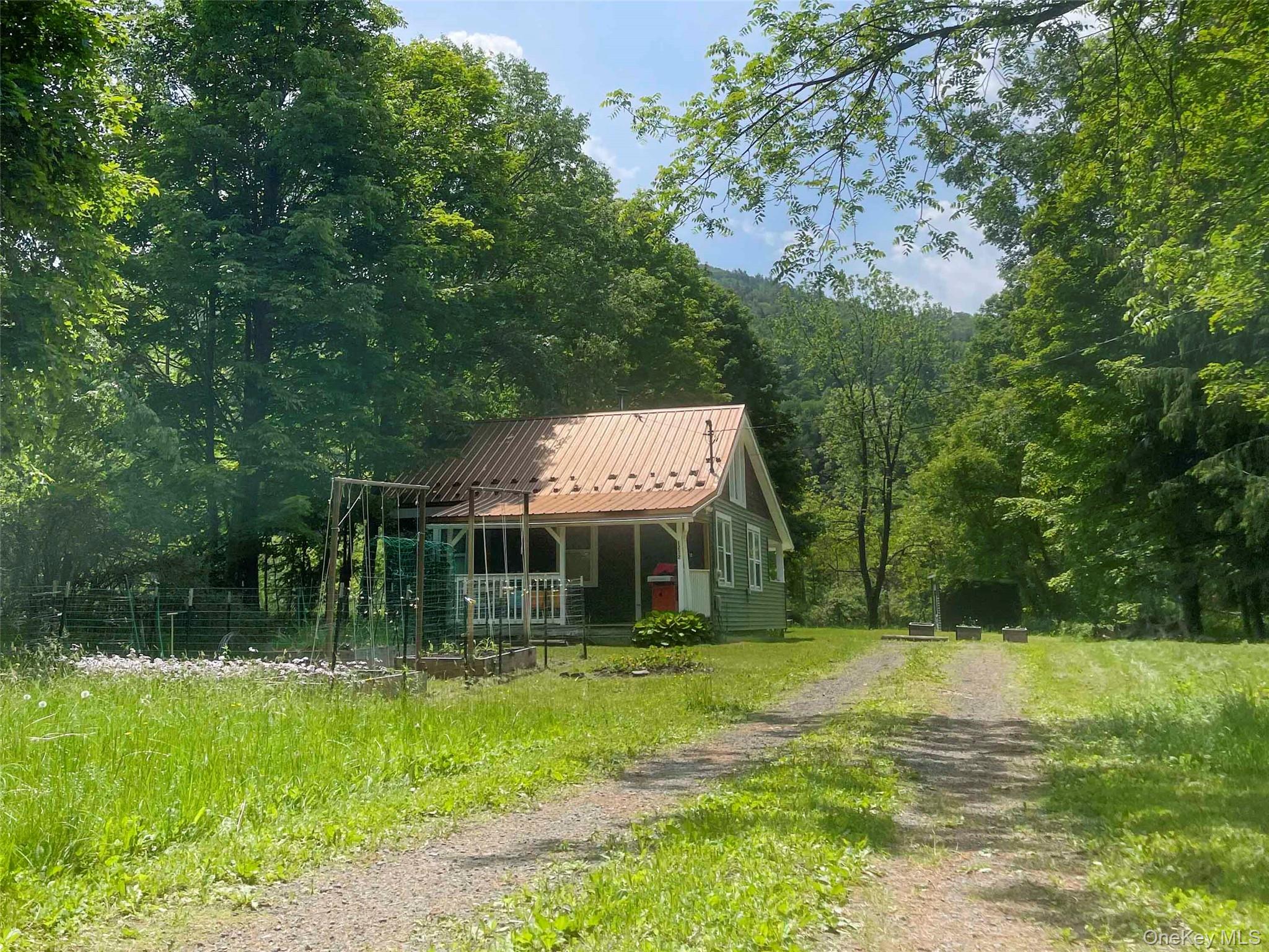 1232 Route 990 V, Gilboa, NY 12076