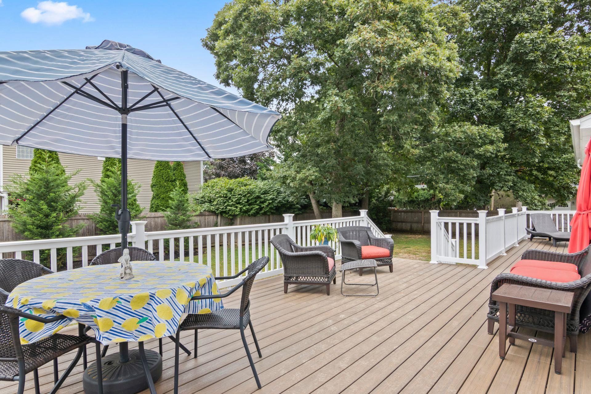 233 4th Street, Saint James, NY 11780