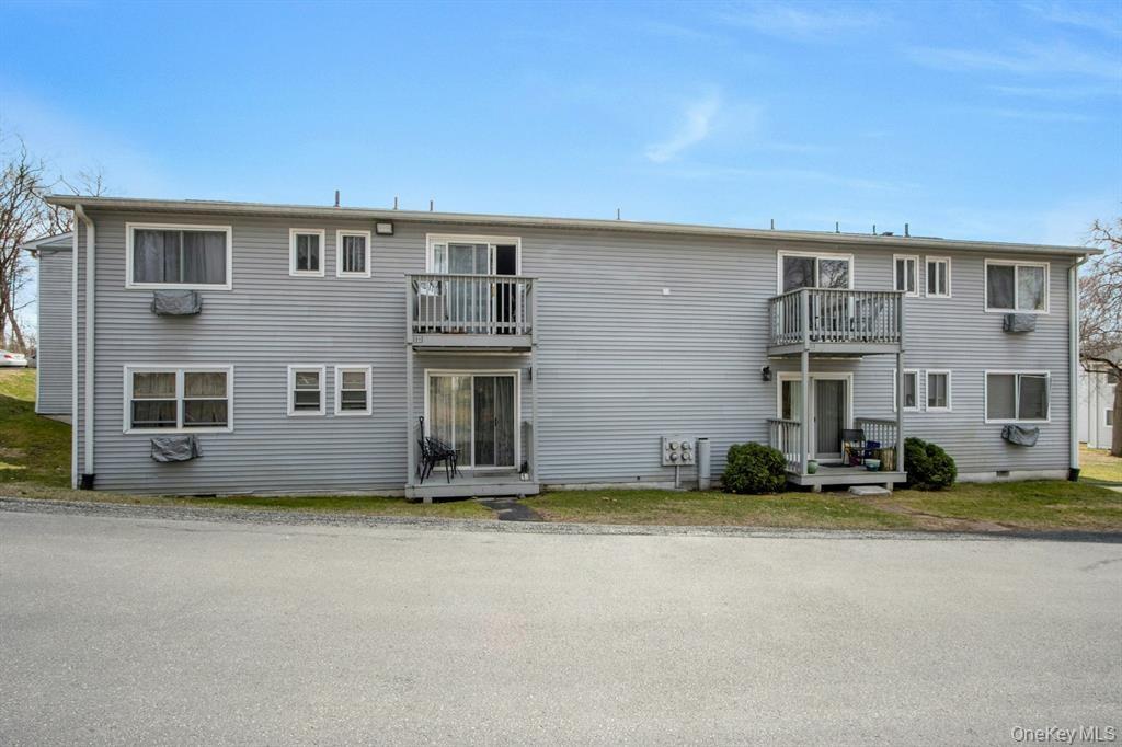 2740 South Road # G11, Poughkeepsie, NY 12601