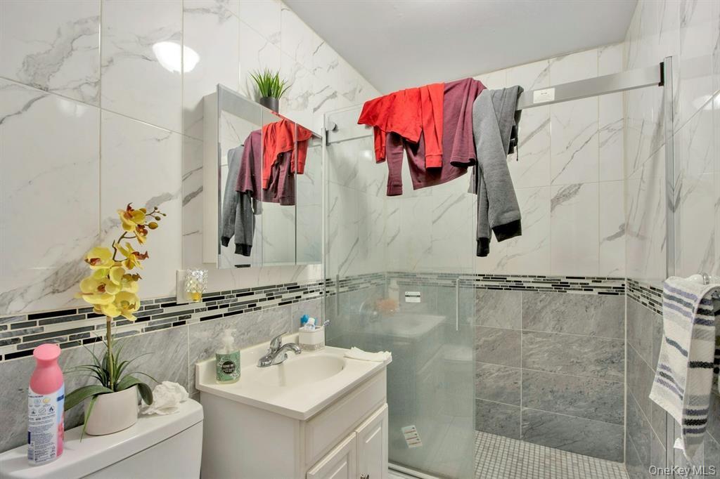 2740 South Road # G11, Poughkeepsie, NY 12601