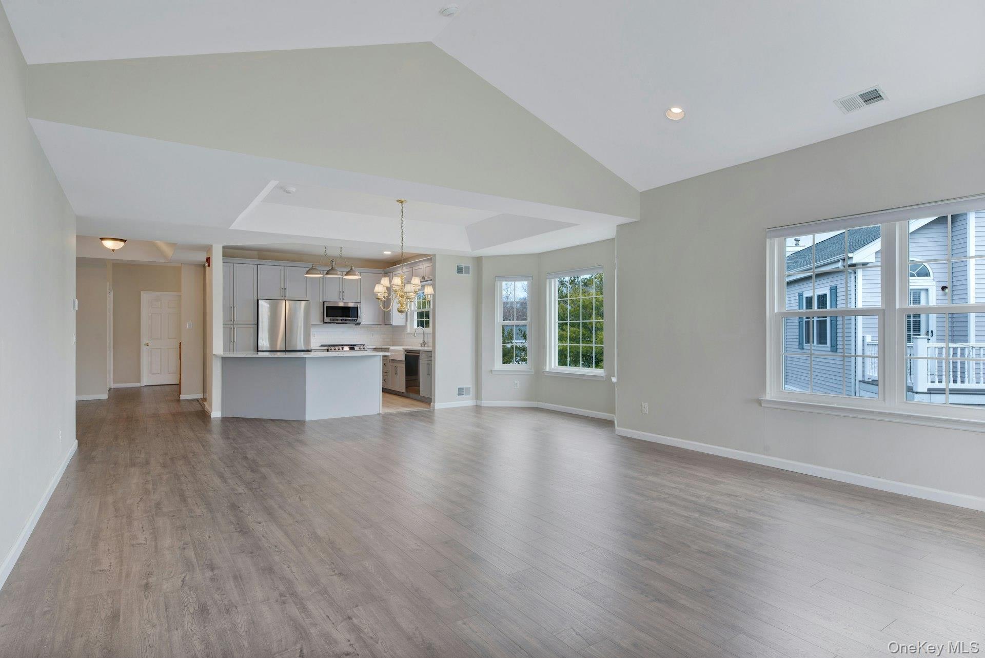 521 Highland Court # 521, Moriches, NY 11955