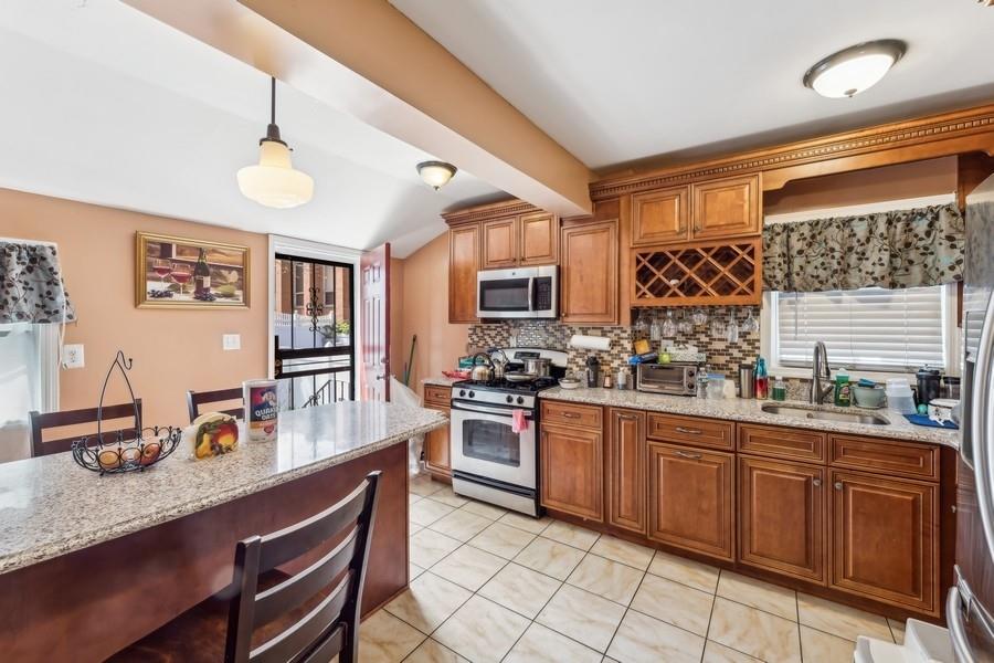 11422 174th Street, Jamaica, NY 11434