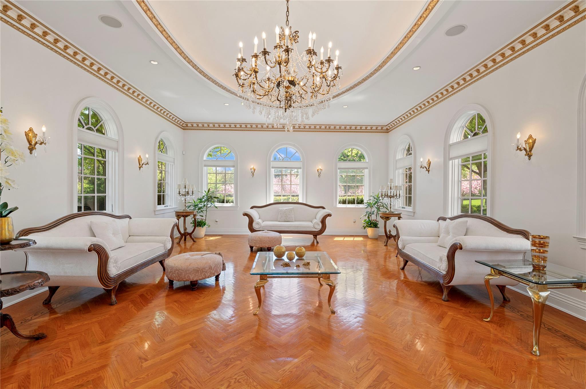 8 Tatem Way, Old Westbury, NY 11568