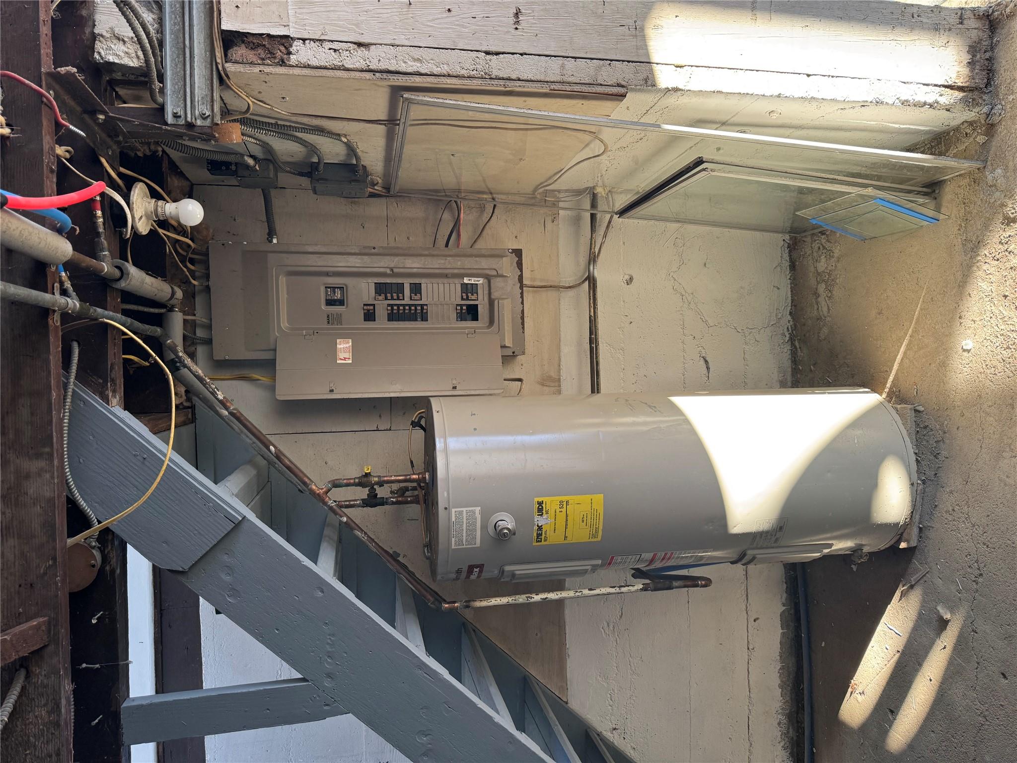 6 Institution Road, Napanoch, NY 12458