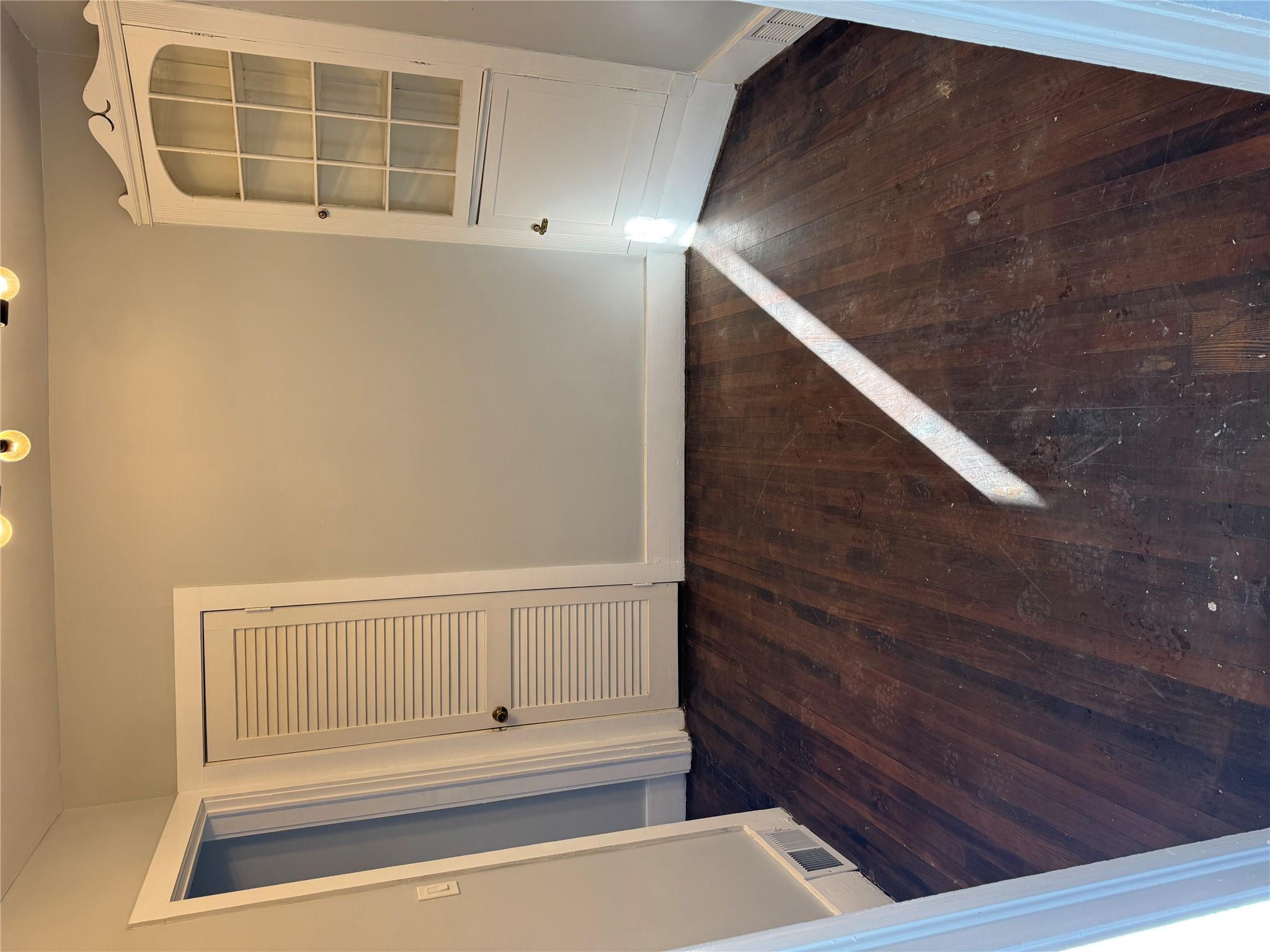 6 Institution Road, Napanoch, NY 12458