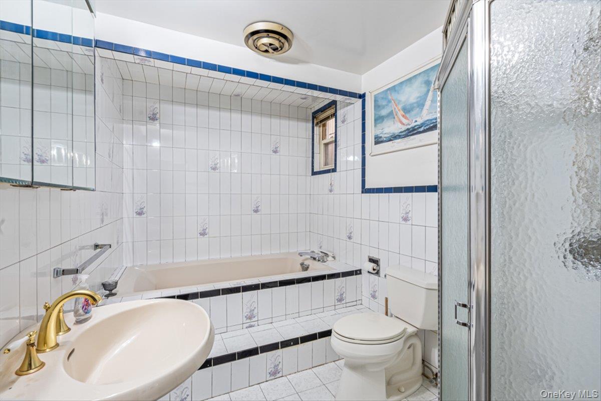 83-18 Parsons Boulevard, Jamaica, NY 11431