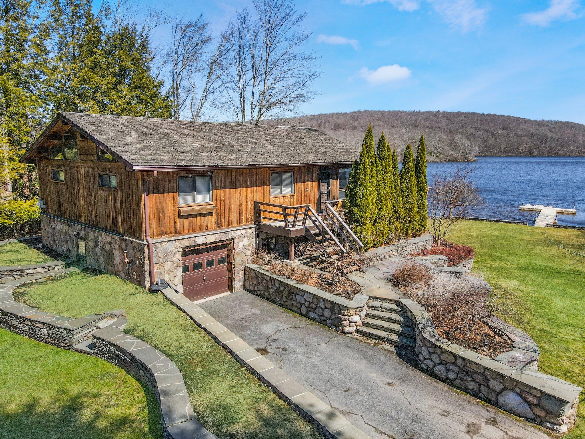 9 Cedar Lane, Swan Lake, NY 12783