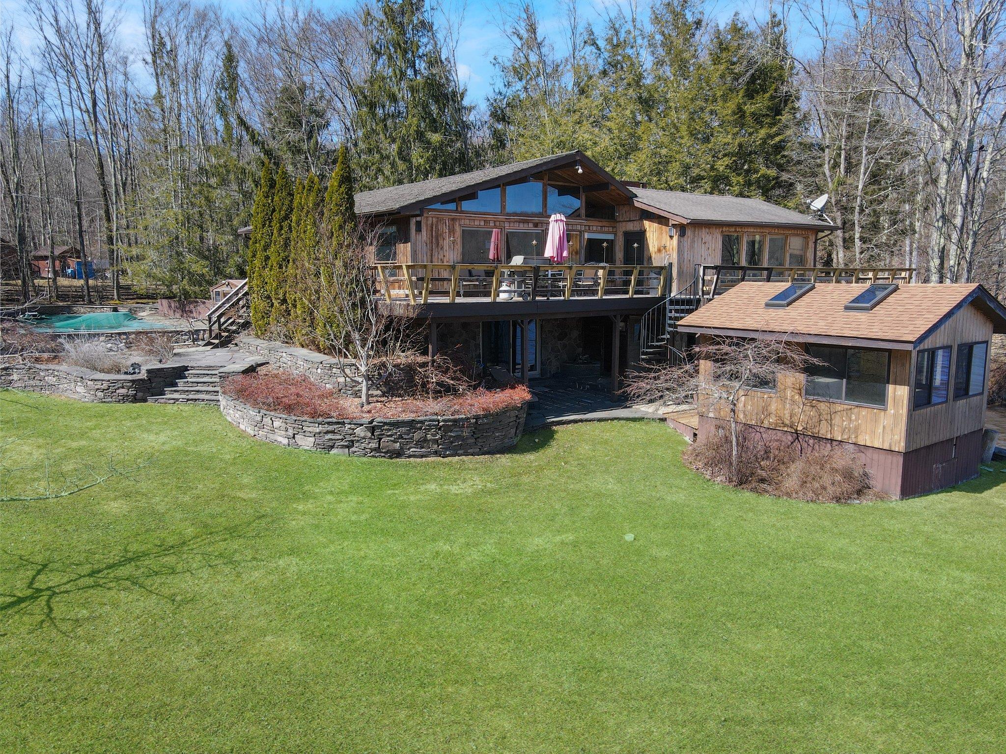 9 Cedar Lane, Swan Lake, NY 12783