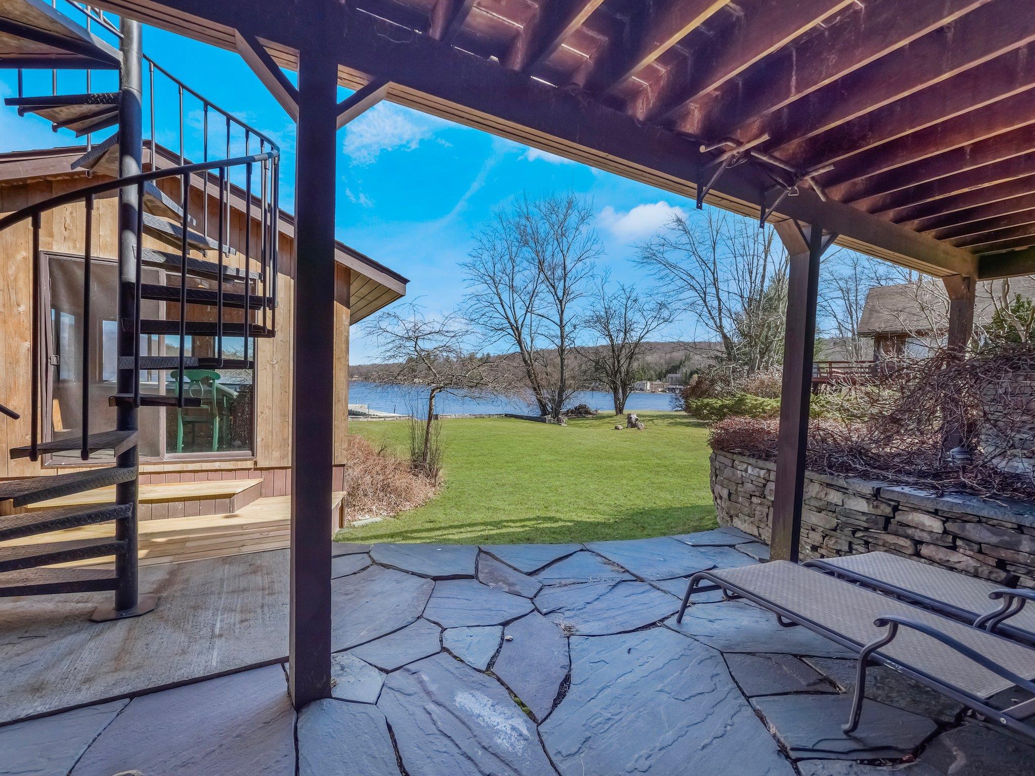 9 Cedar Lane, Swan Lake, NY 12783