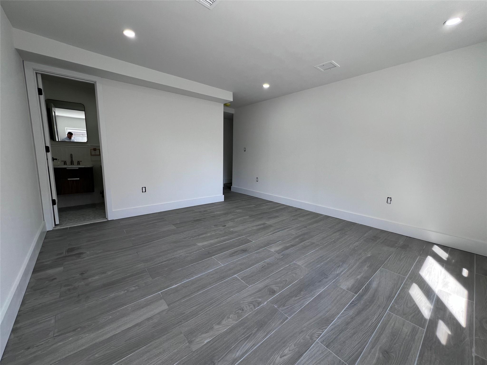 4149 Edson Avenue, Bronx, NY 10466