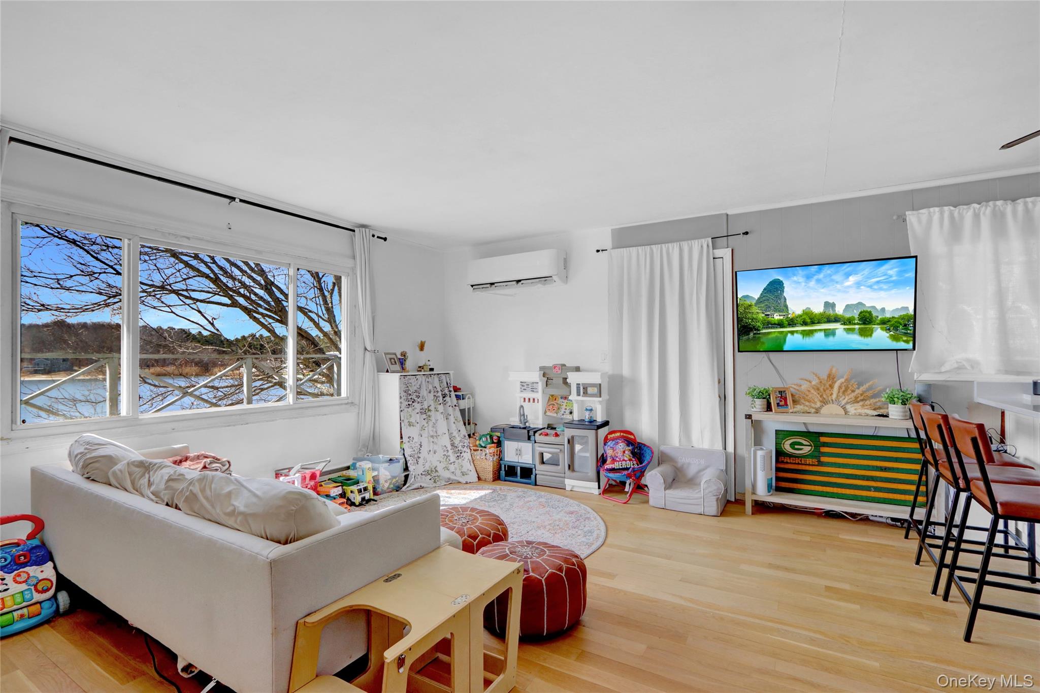 243 Lakeside Trail, Ridge, NY 11961