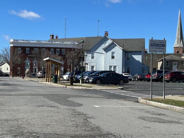 11 Orchard Street, Walden, NY 12586