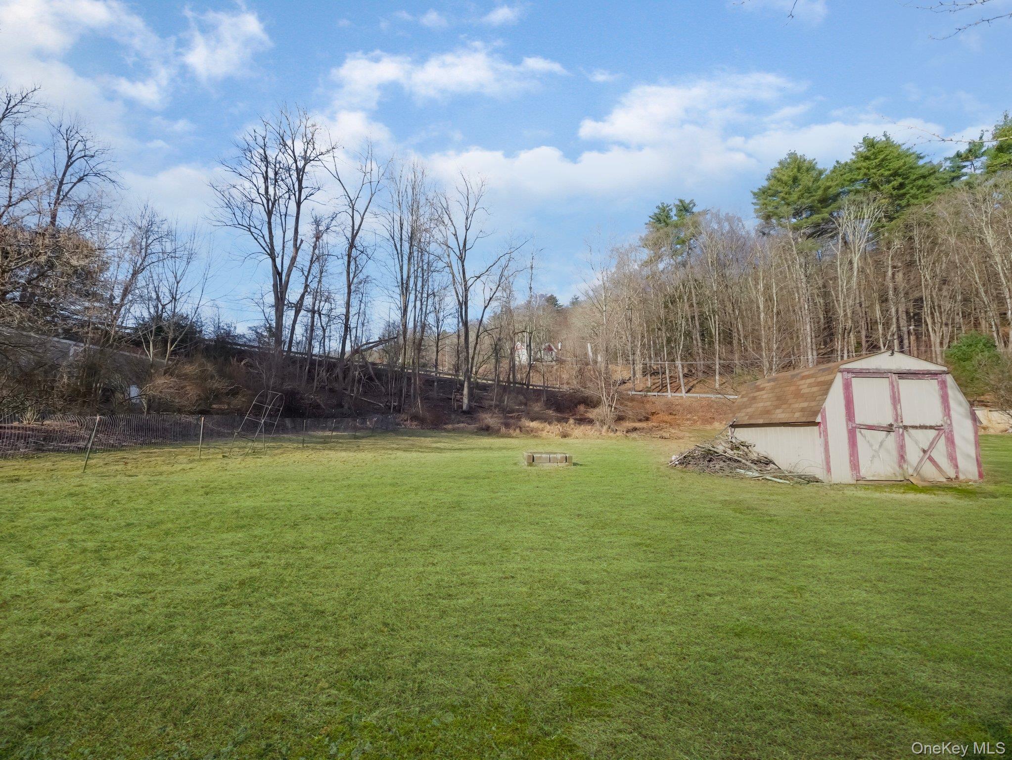 9 Swanerbury Road, Pond Eddy, NY 12770