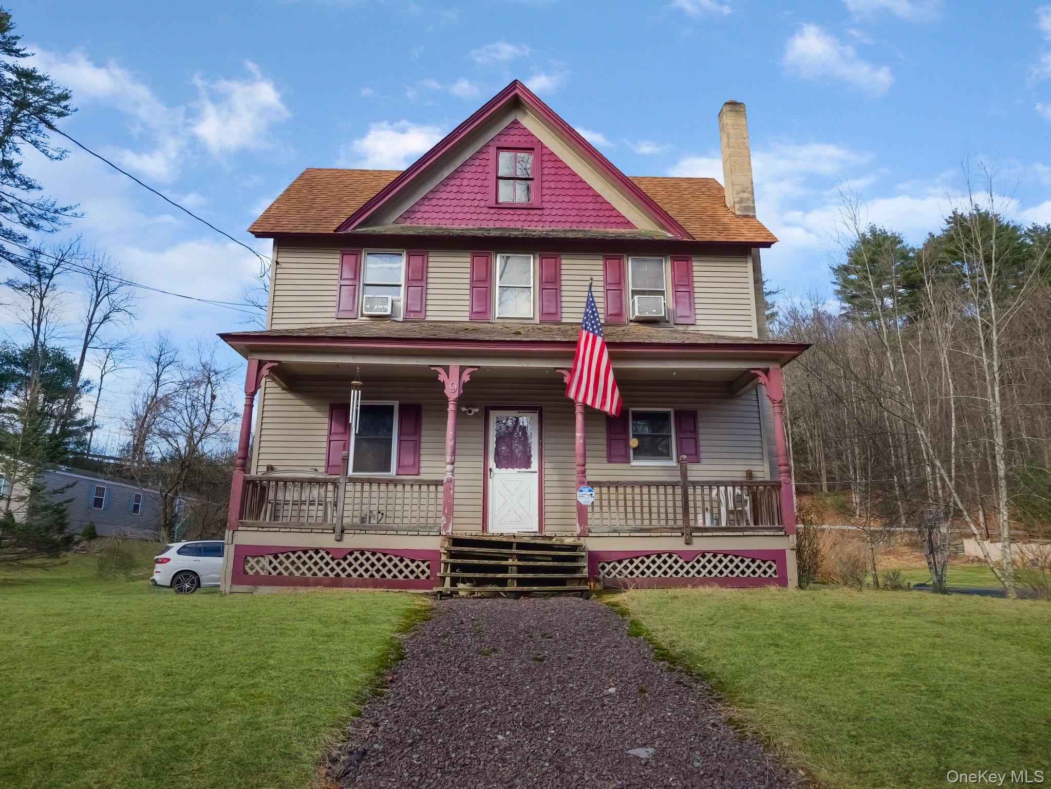 9 Swanerbury Road, Pond Eddy, NY 12770