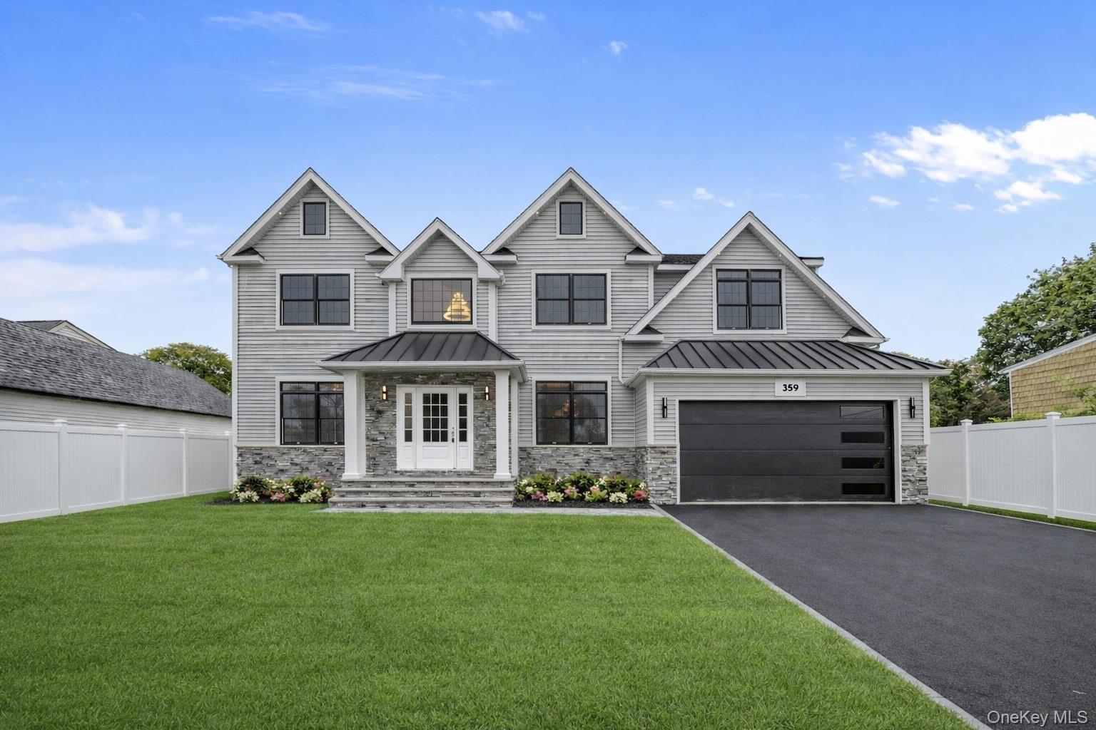 30 Main Parkway, Plainview, NY 11803