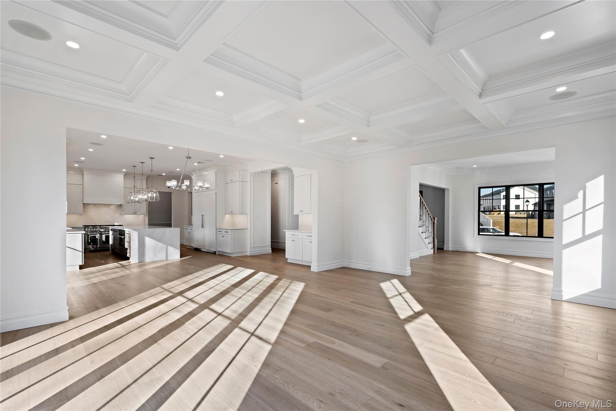 30 Main Parkway, Plainview, NY 11803