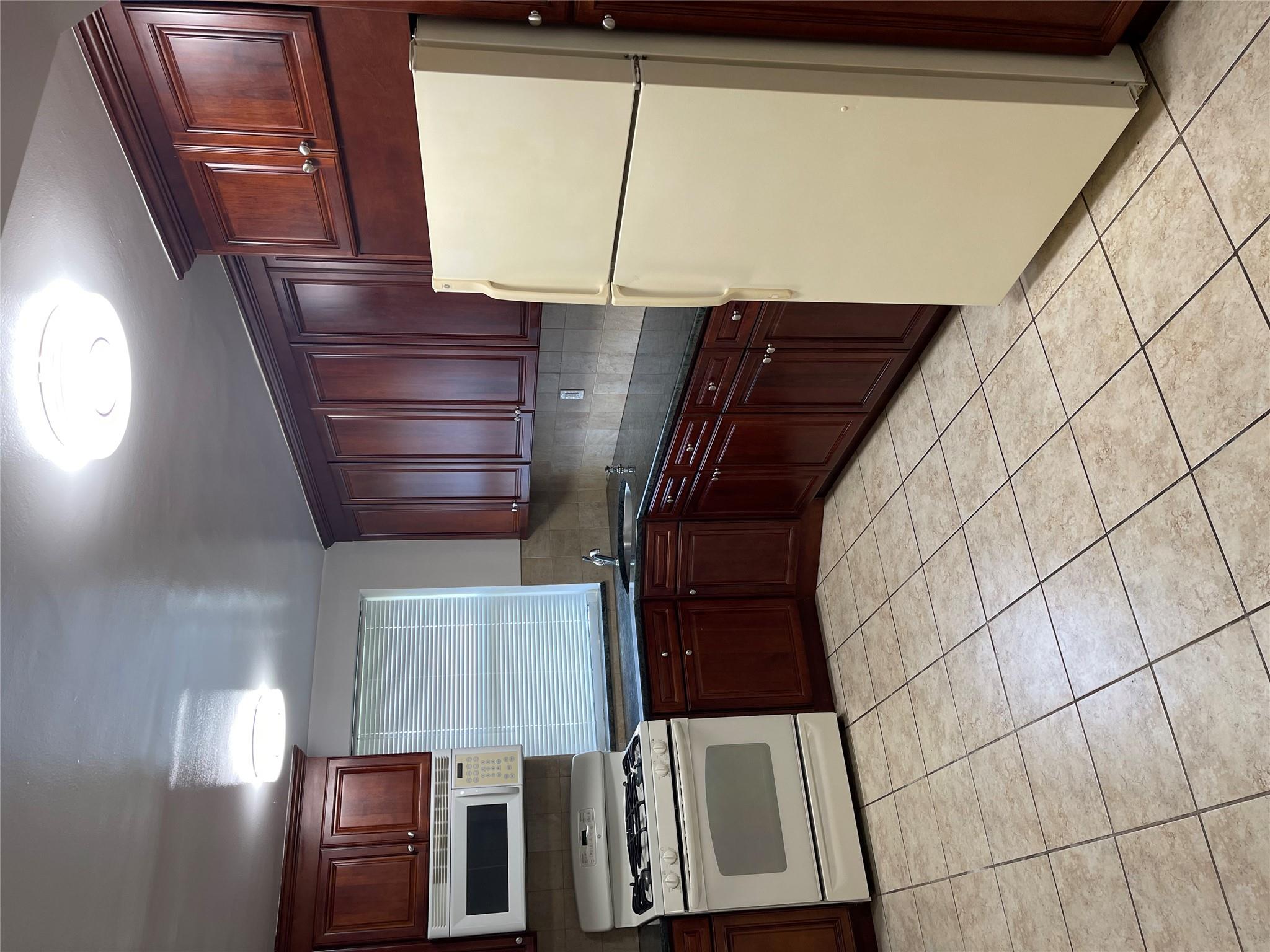 4014 191st Street, Flushing, NY 11358