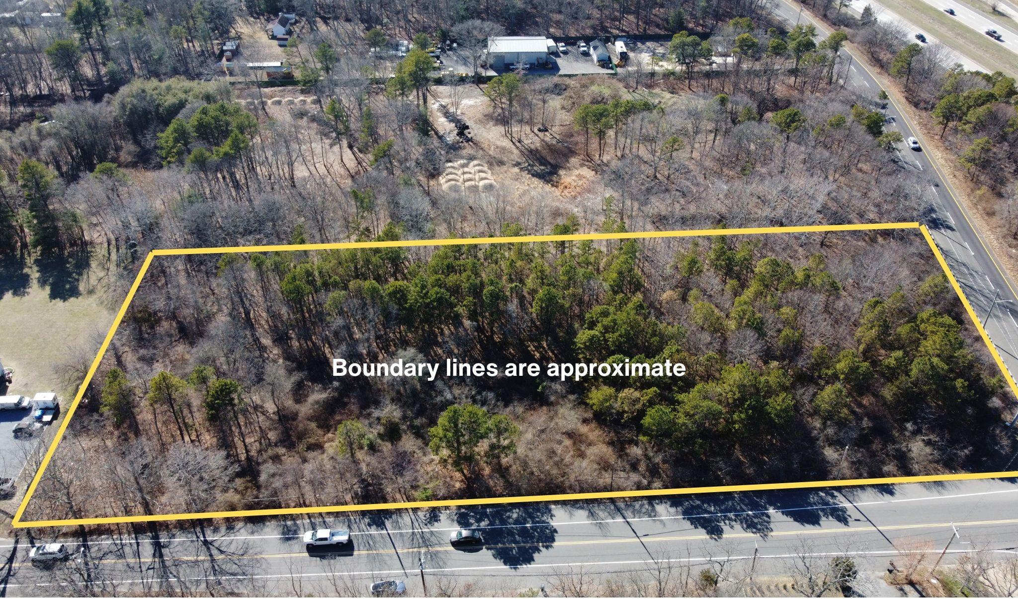 Bellport Avenue, Medford, NY 11763