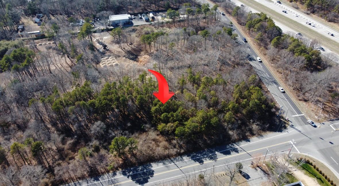 Bellport Avenue, Medford, NY 11763