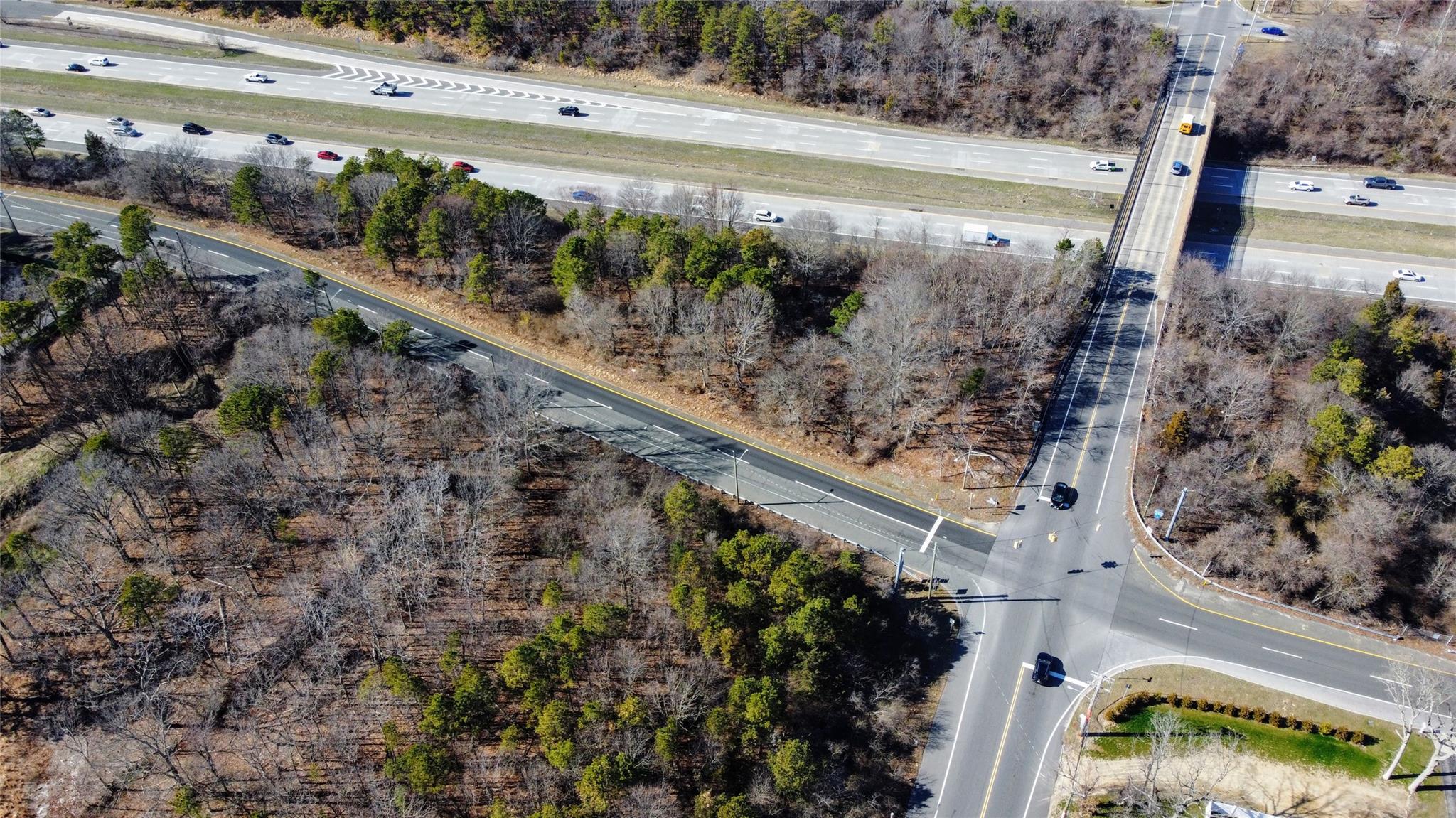 Bellport Avenue, Medford, NY 11763