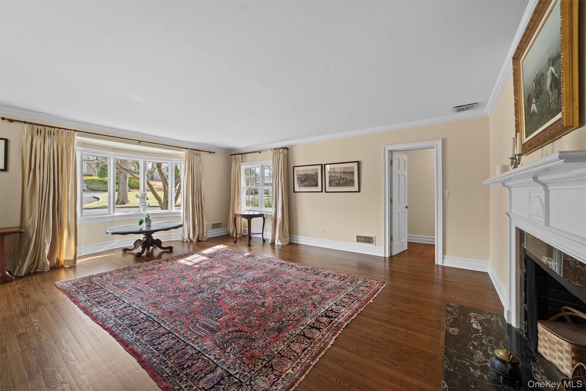 52 Oakledge Road, Bronxville, NY 10708