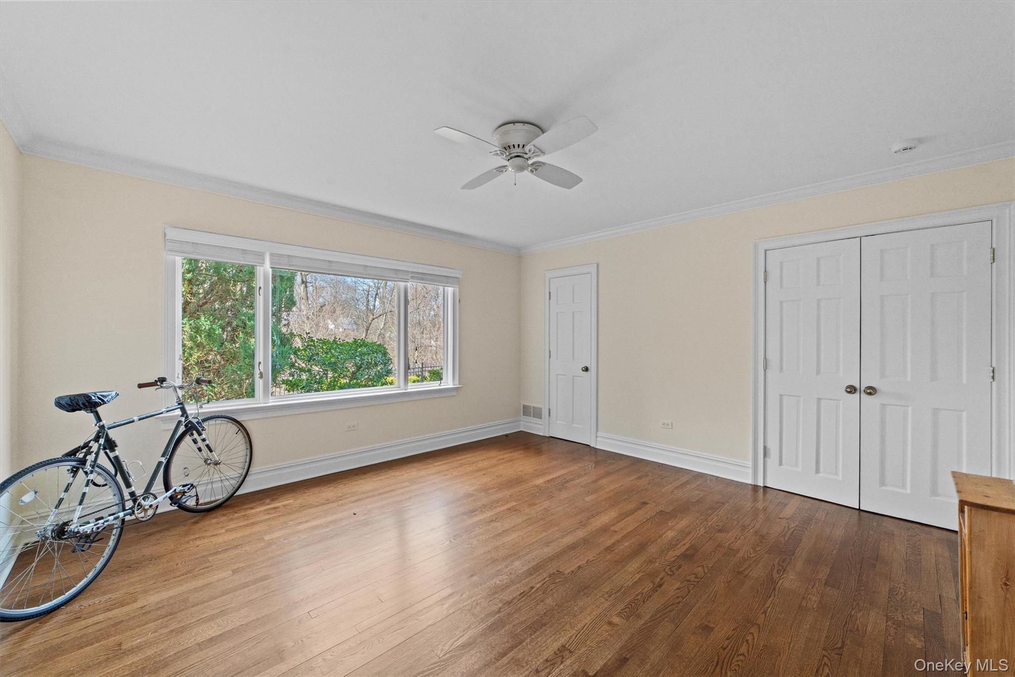 52 Oakledge Road, Bronxville, NY 10708