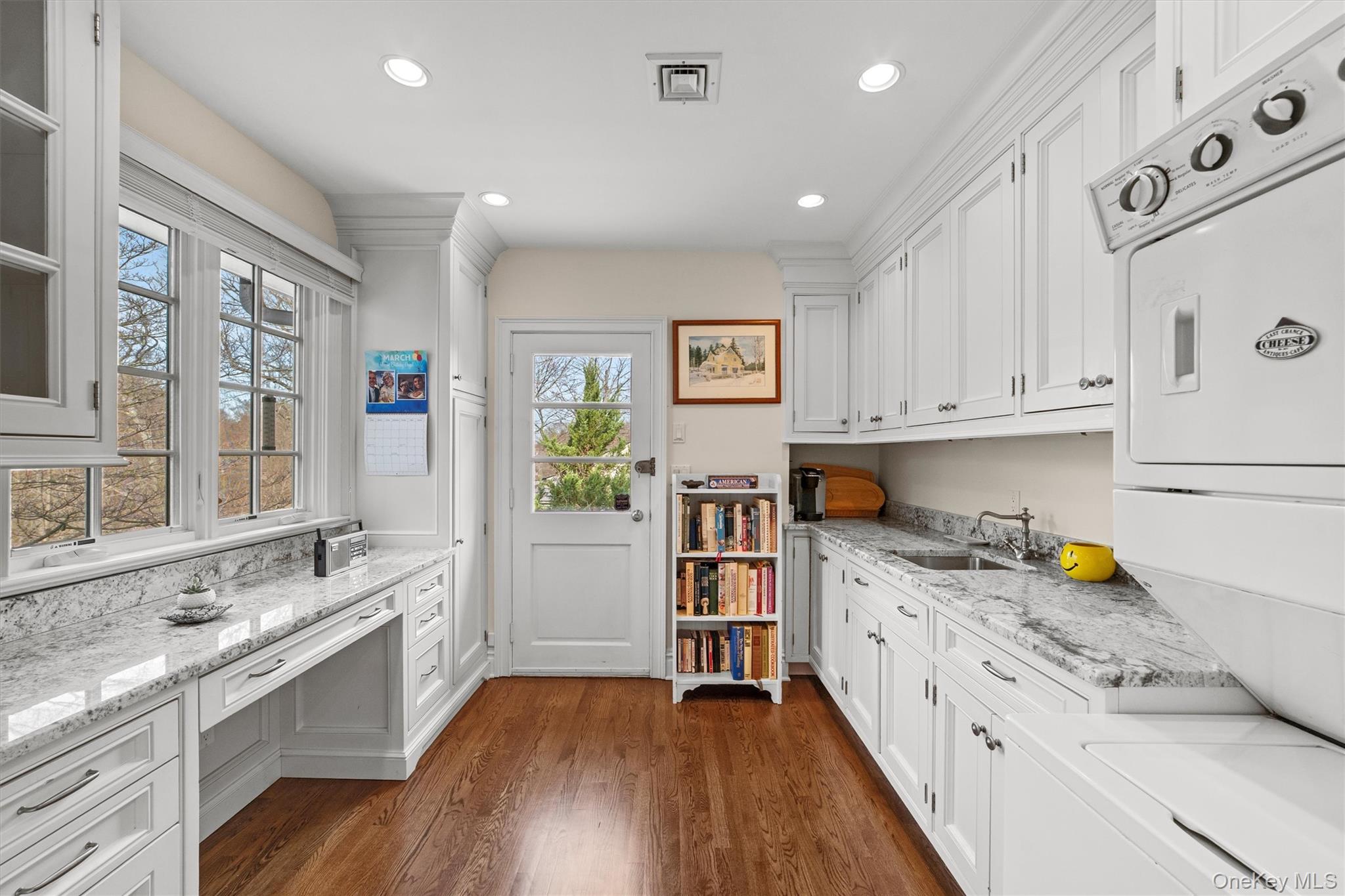 52 Oakledge Road, Bronxville, NY 10708