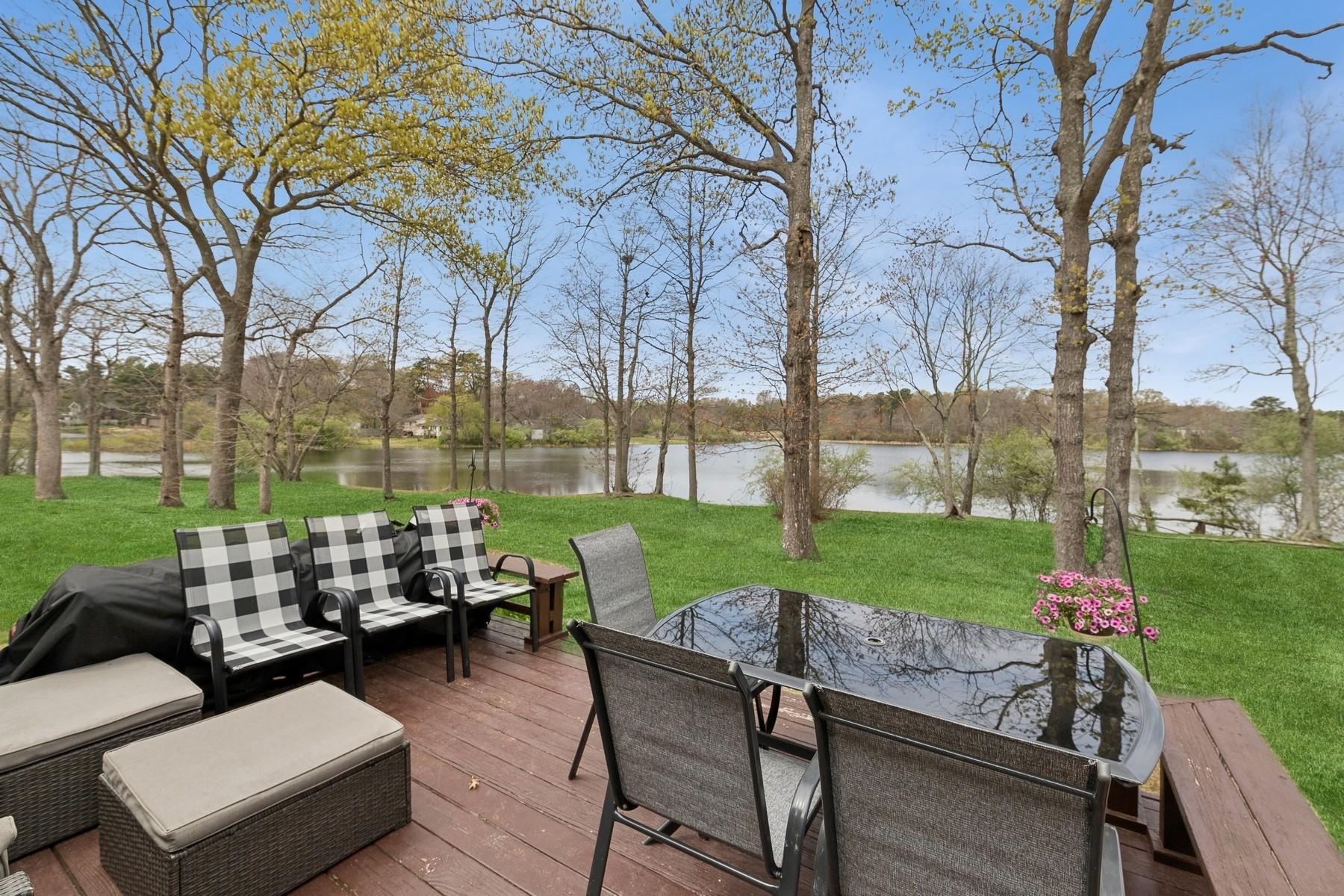 605 Lake Court # 605, Middle Island, NY 11953