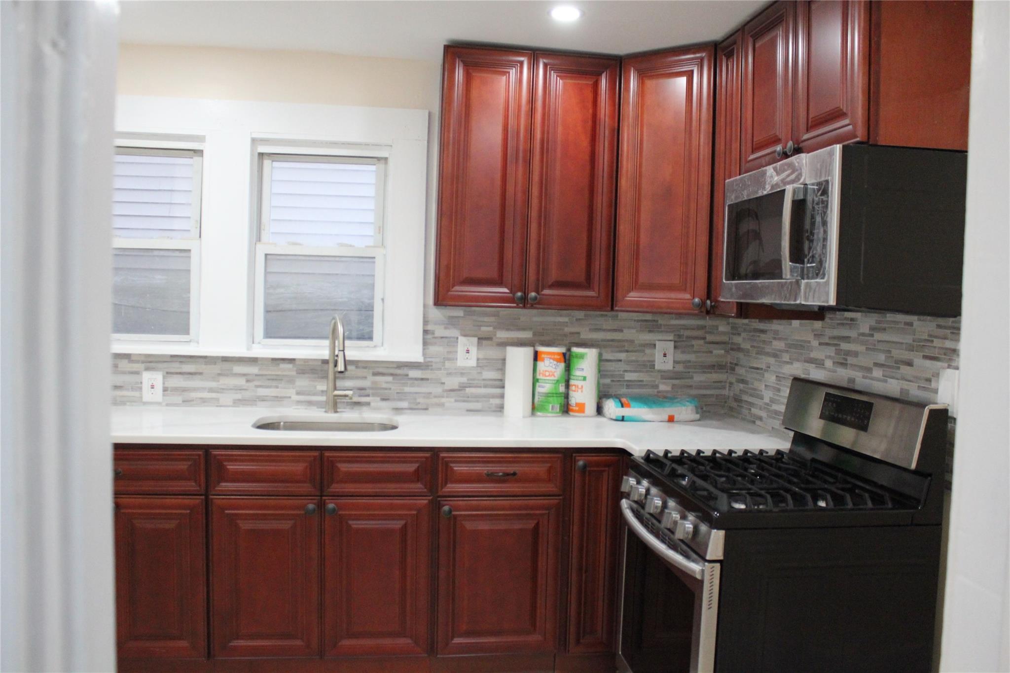 185 South Franklin Street, Hempstead, NY 11550