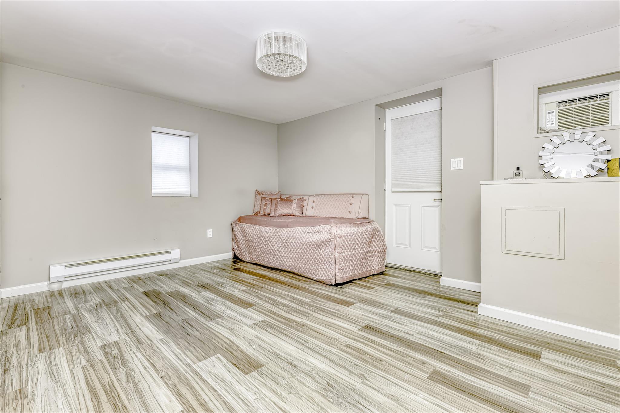 19 Glenbrook Road, Monsey, NY 10952