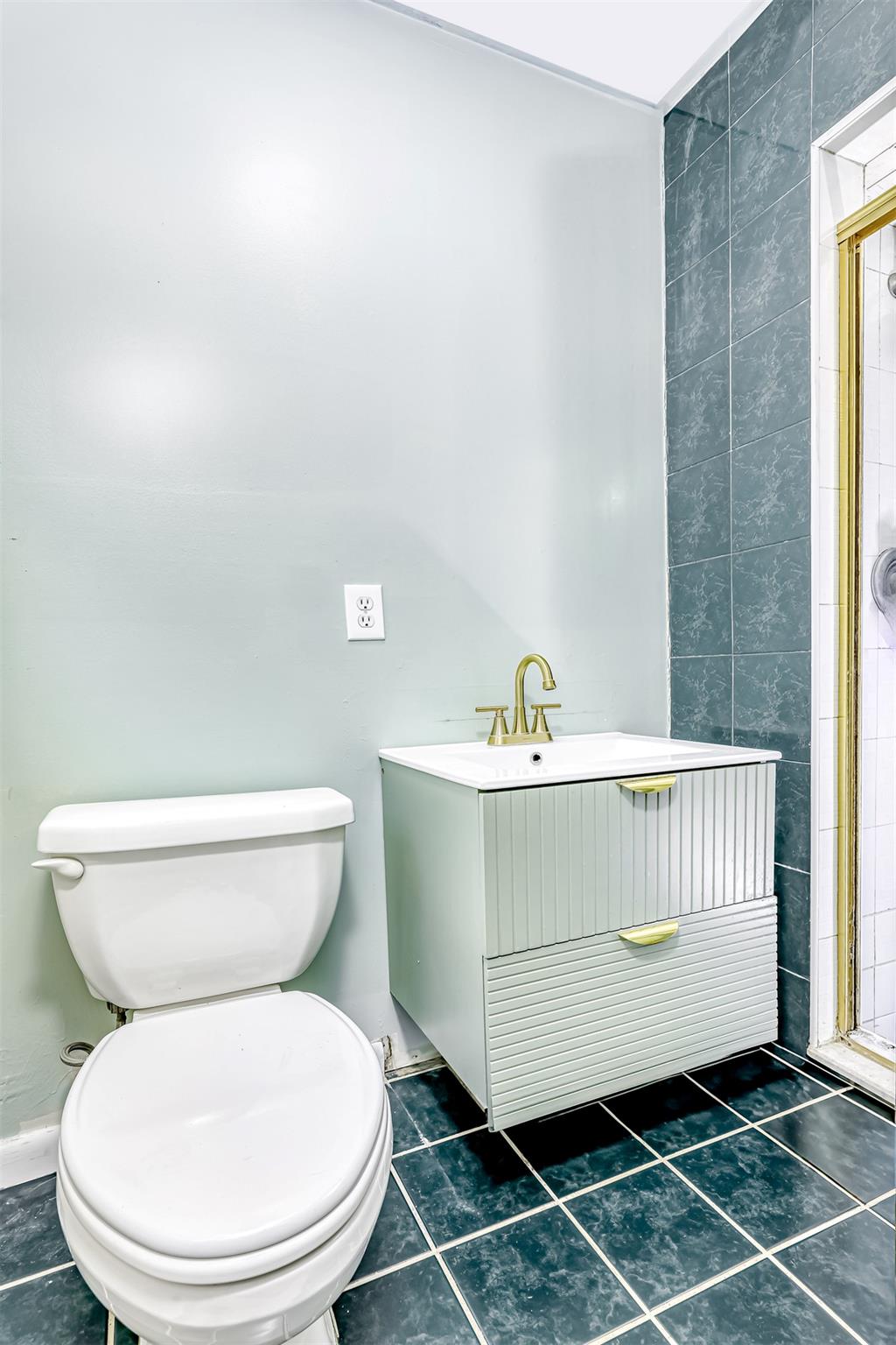 19 Glenbrook Road, Monsey, NY 10952