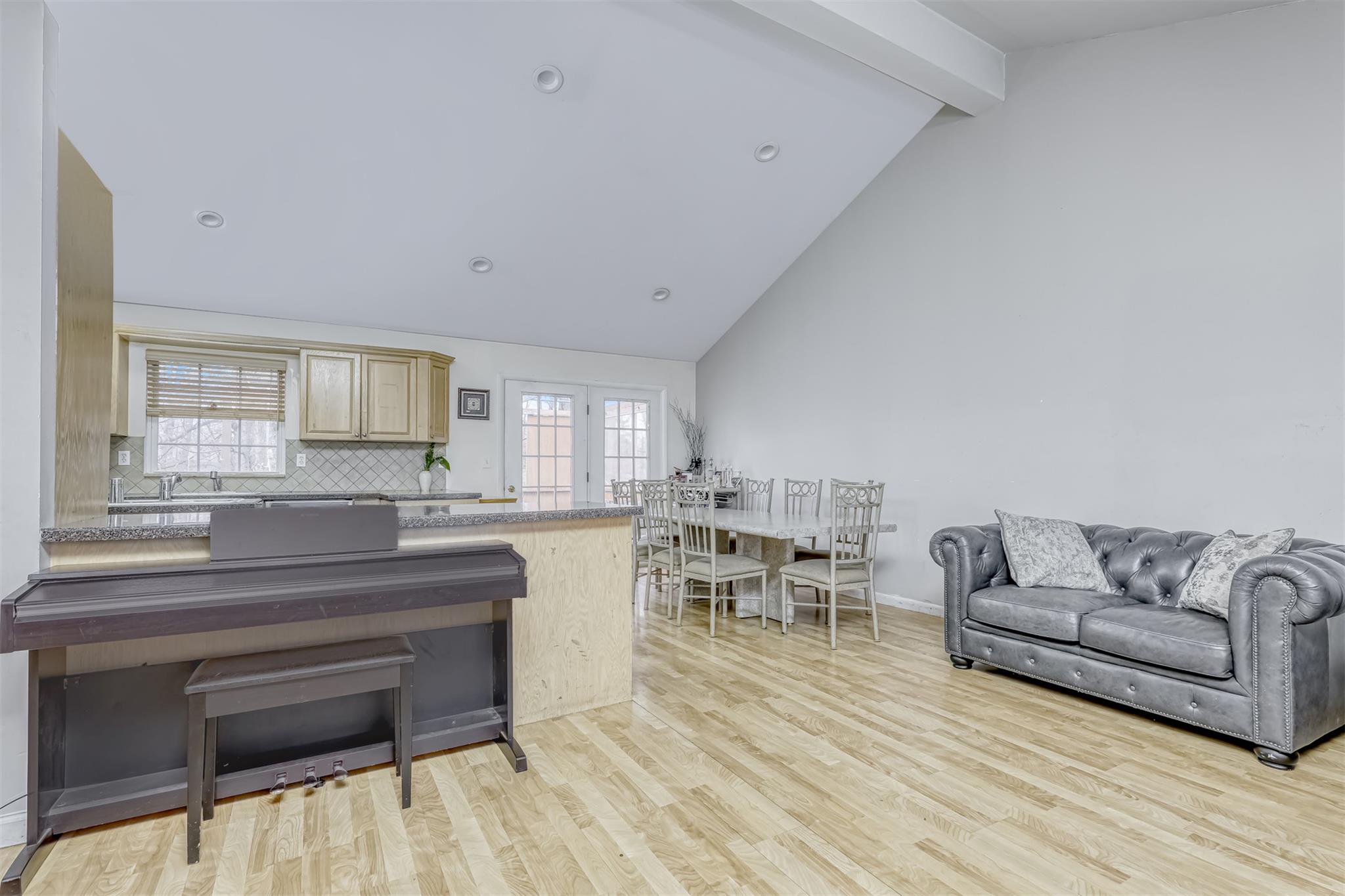 19 Glenbrook Road, Monsey, NY 10952