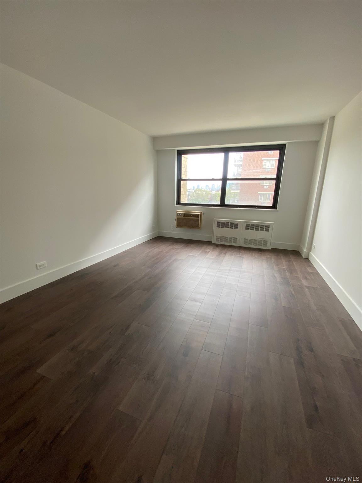 39-60 54 Street # 4V, Woodside, NY 11377