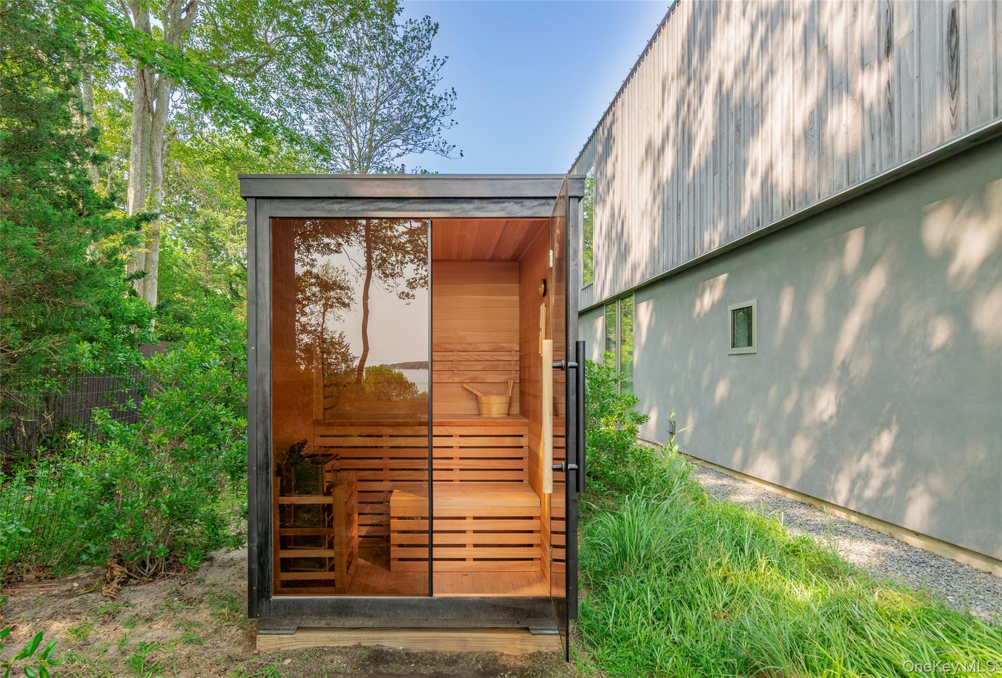 47L S Ferry Road, Shelter Island, NY 11964