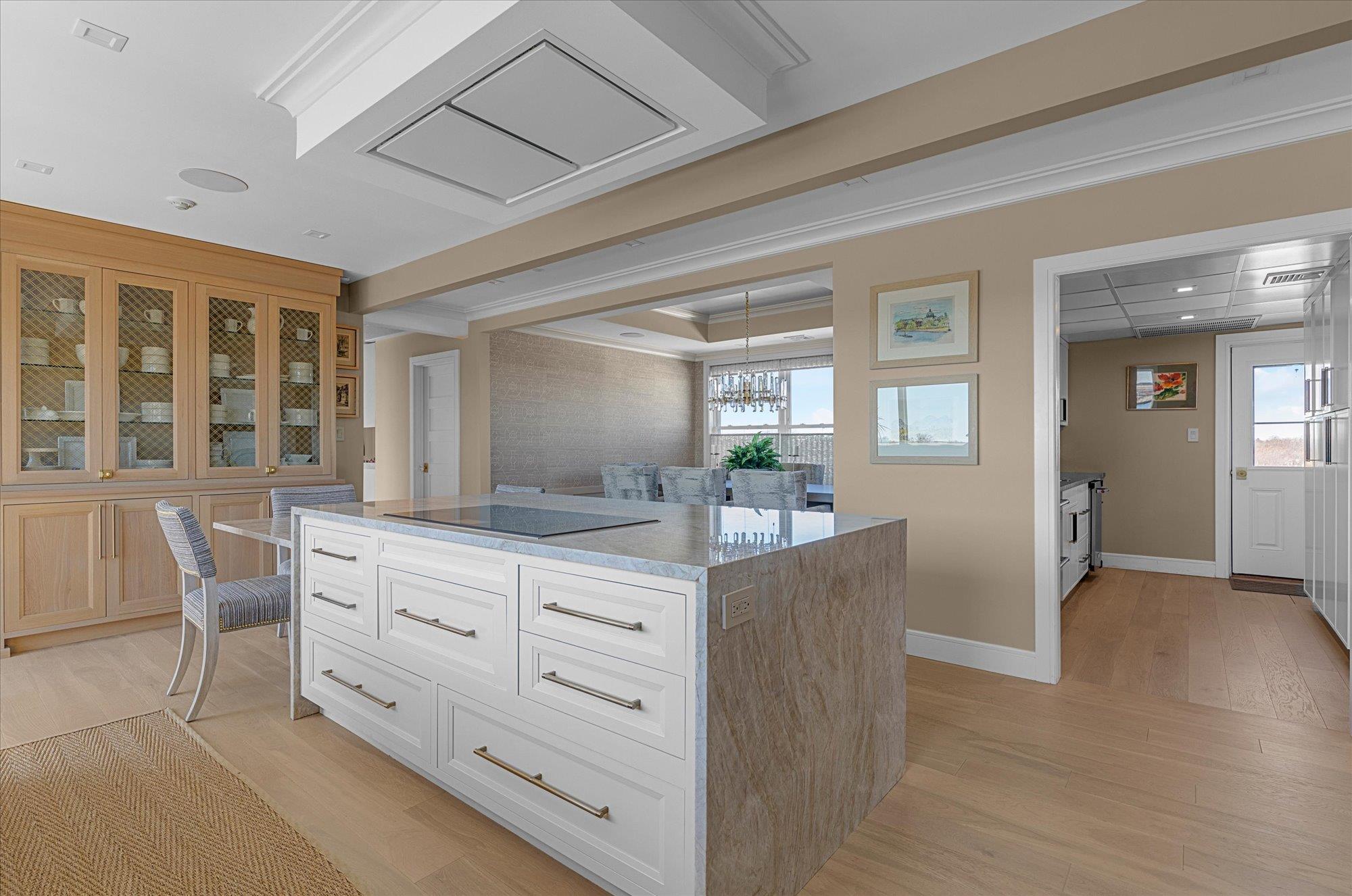 31 Casino Street # PH, Freeport, NY 11520