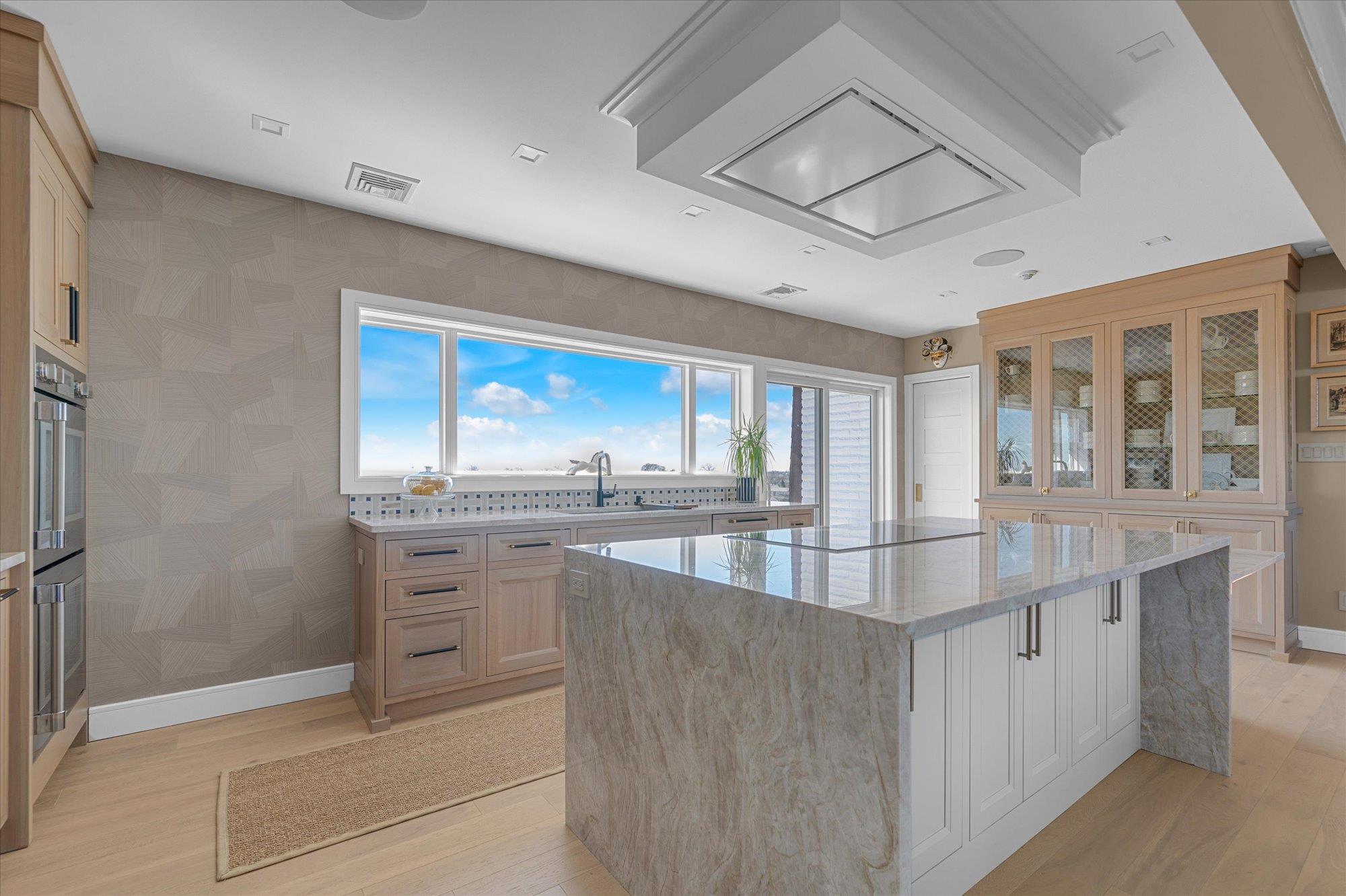 31 Casino Street # PH, Freeport, NY 11520