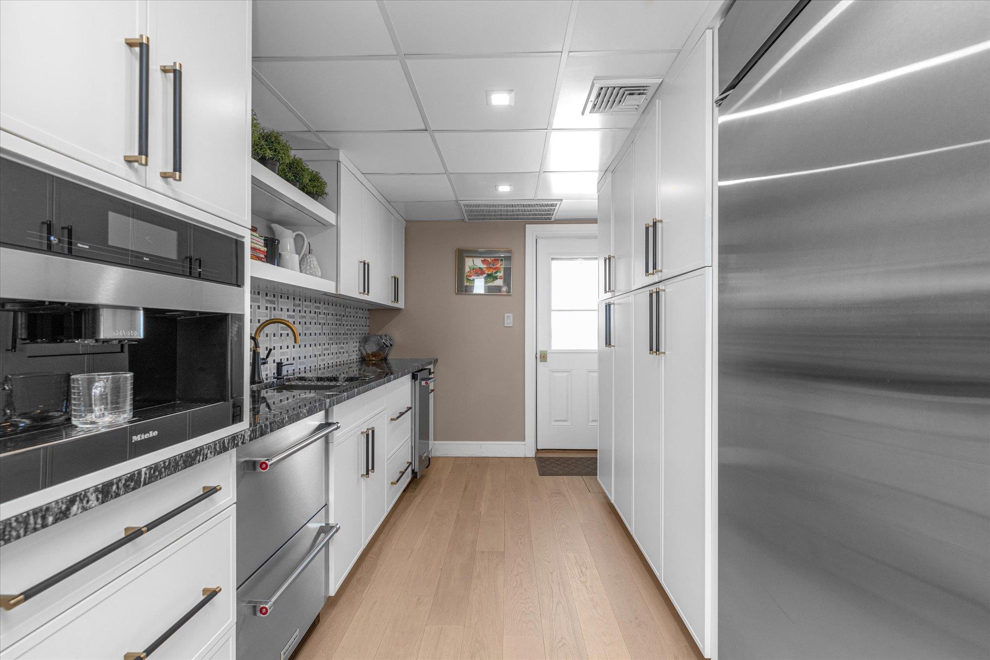 31 Casino Street # PH, Freeport, NY 11520