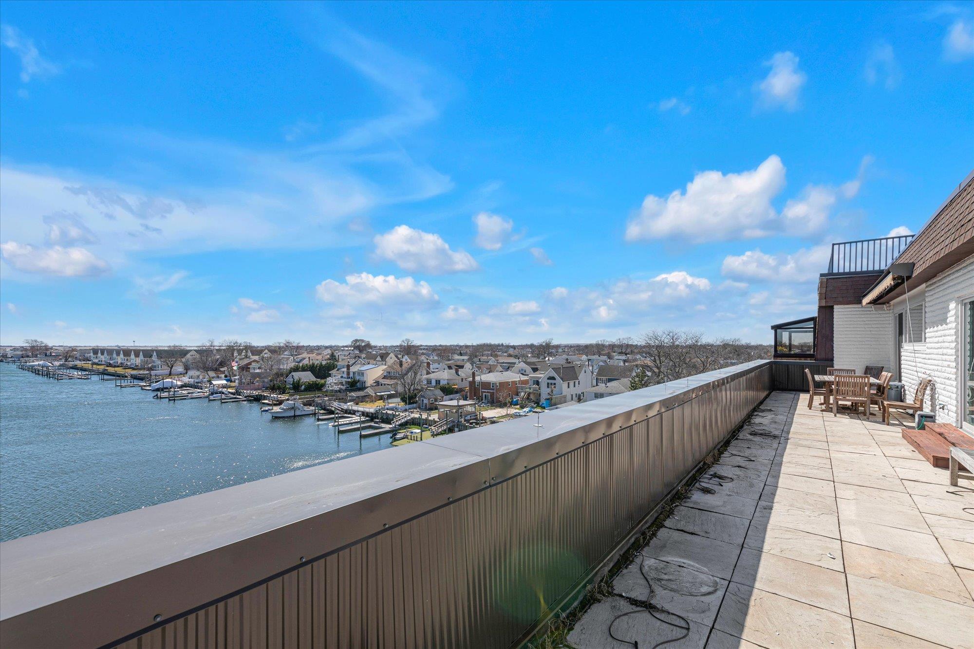 31 Casino Street # PH, Freeport, NY 11520