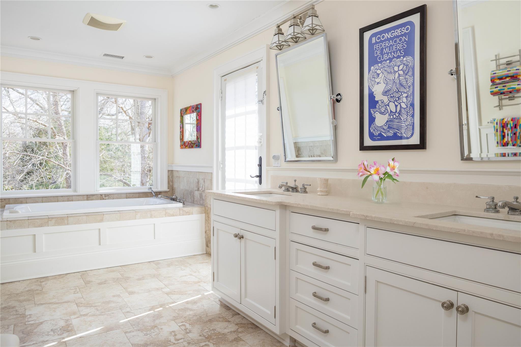 53 Cedar Lane W, Remsenburg, NY 11960