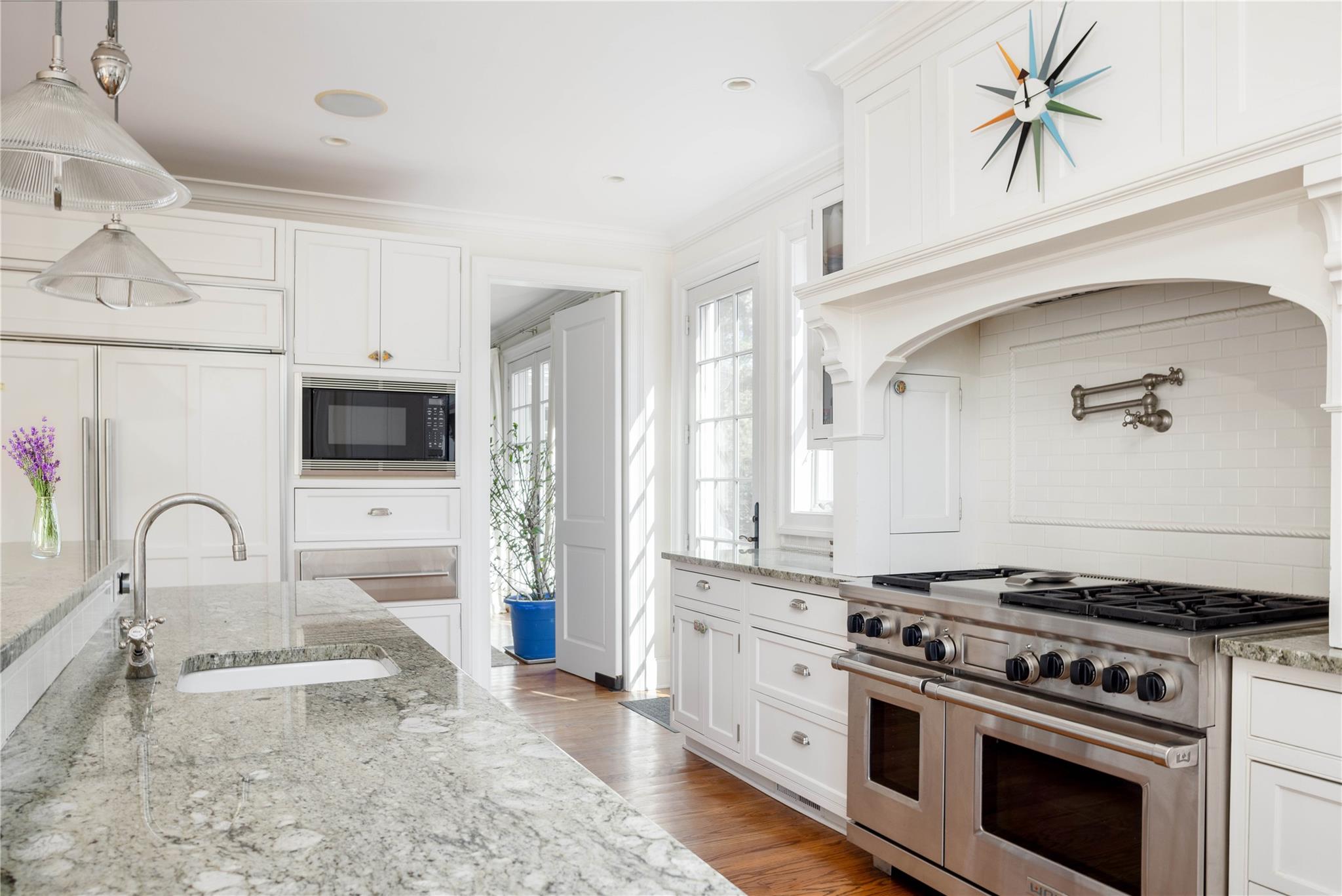 53 Cedar Lane W, Remsenburg, NY 11960