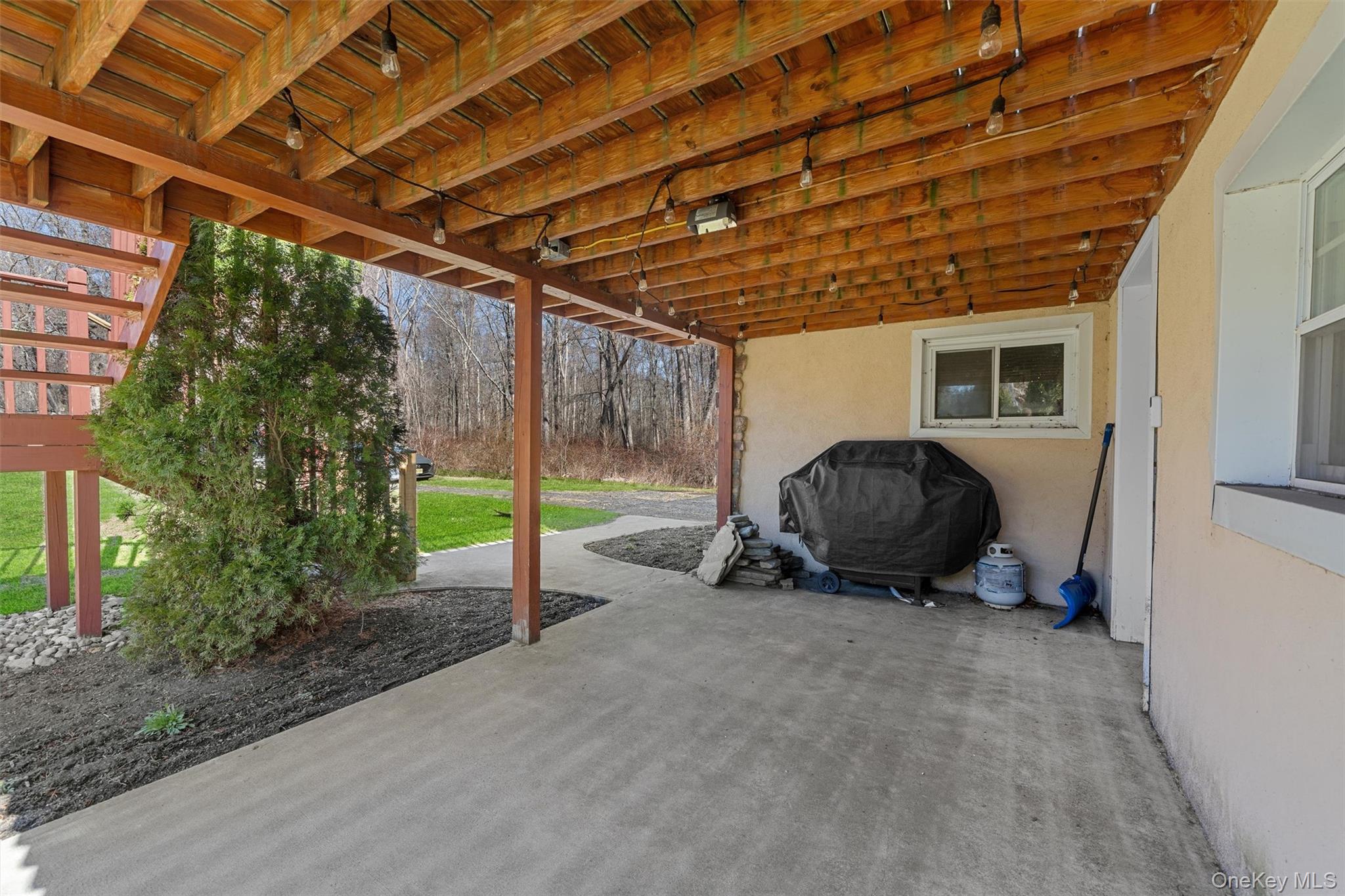 16 Birch Drive, Greenwood Lake, NY 10925