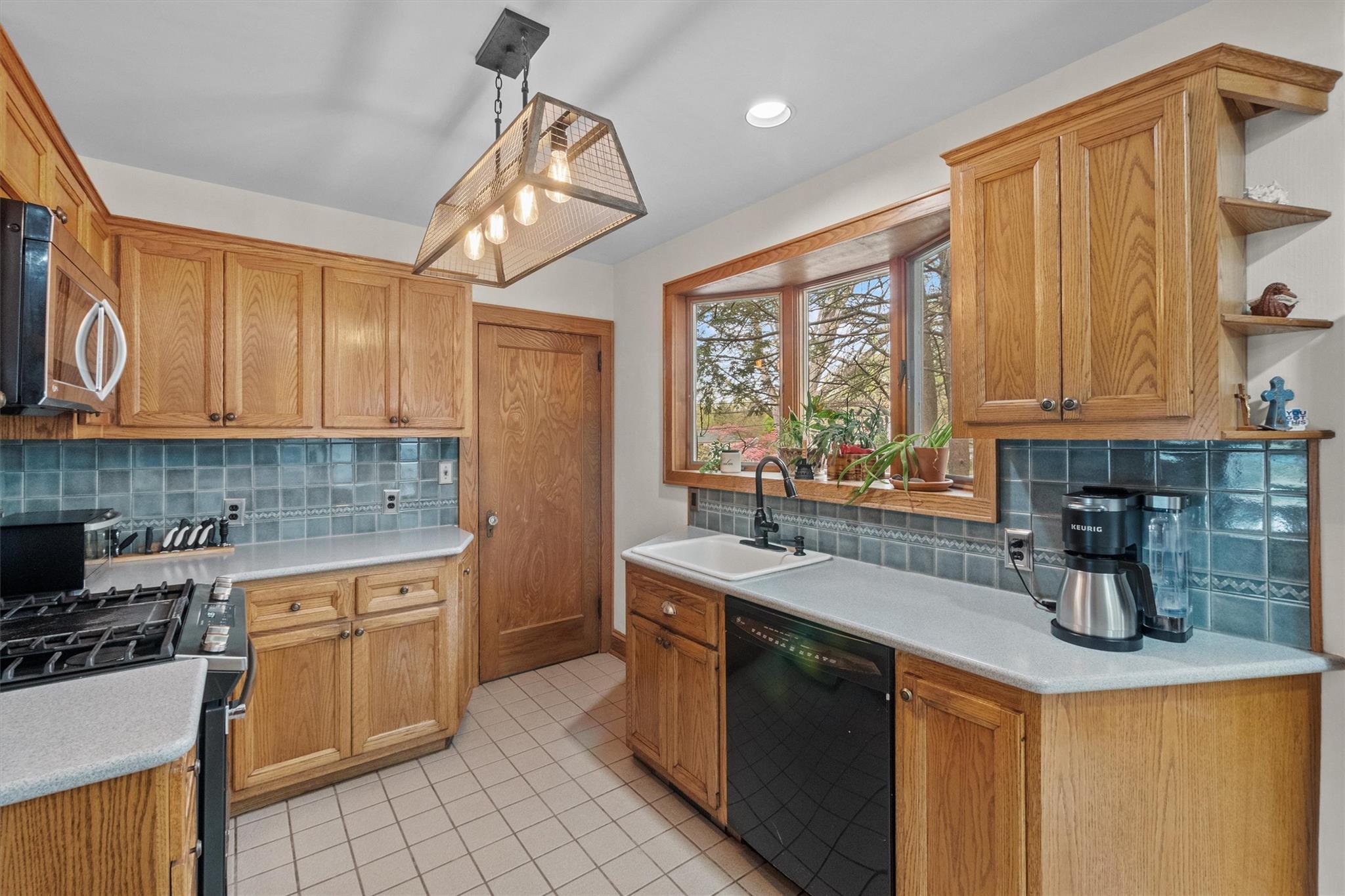 168 S Middletown Road, Pearl River, NY 10965