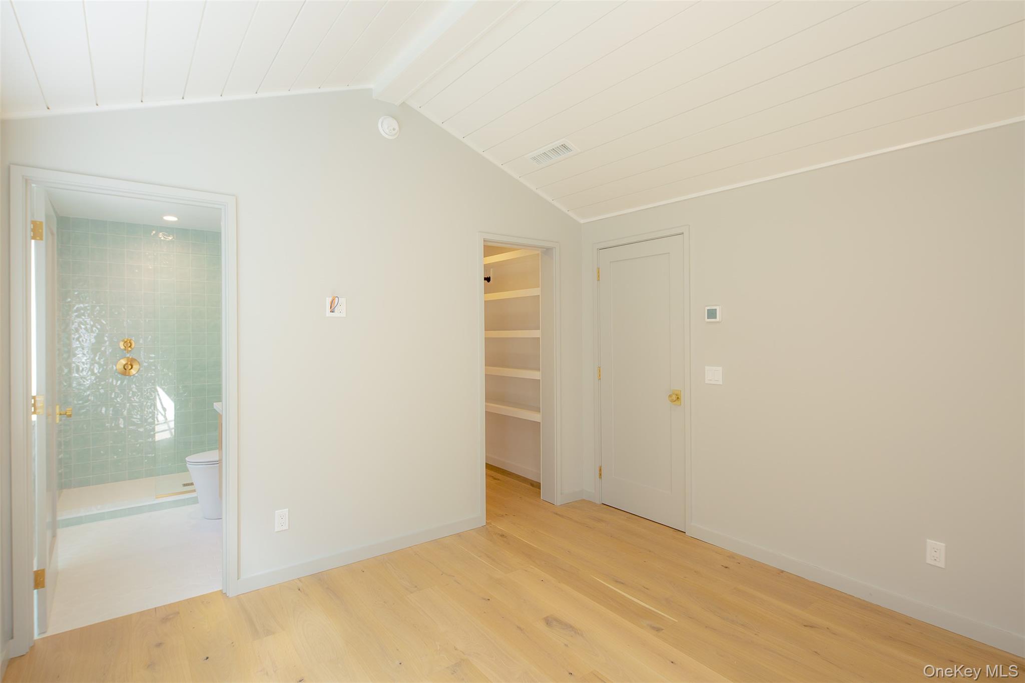 195 Little Fresh Pond Road, Southampton, NY 11968