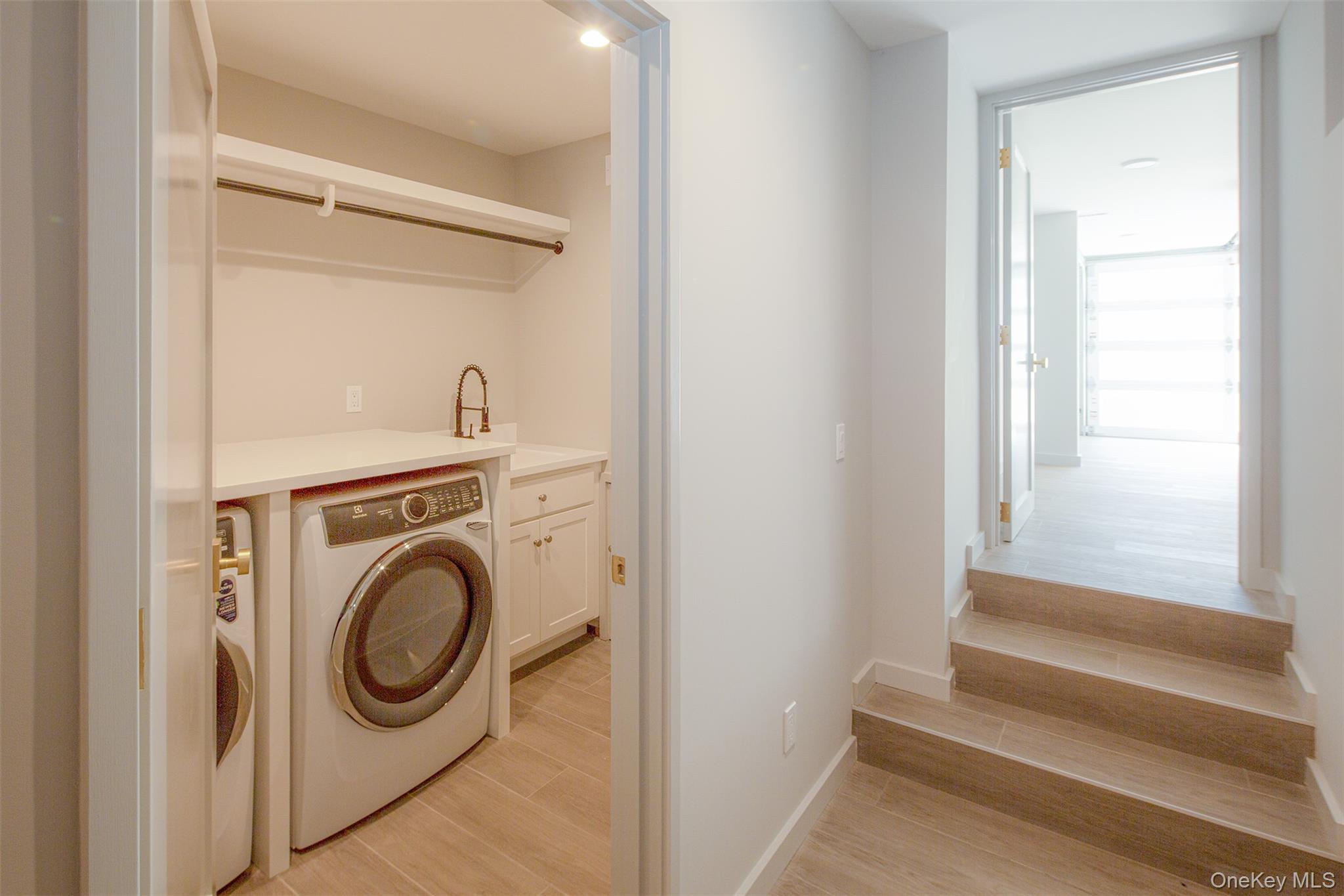 195 Little Fresh Pond Road, Southampton, NY 11968