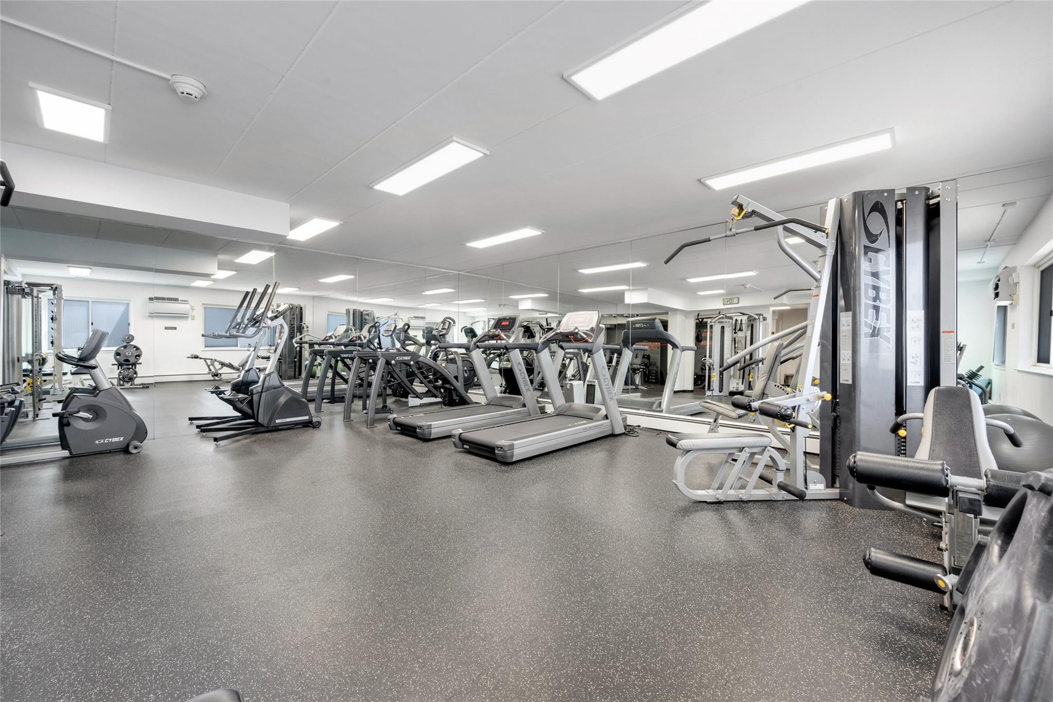 370 Central Park Avenue # 5C, Scarsdale, NY 10583