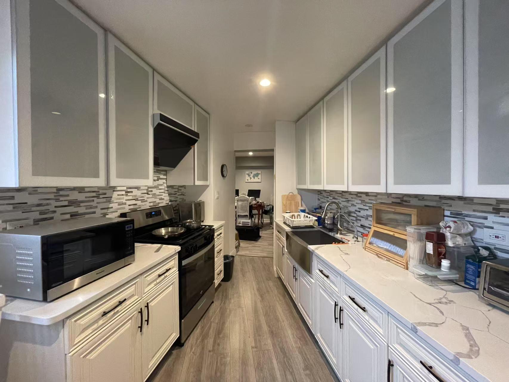 140-50 Burden Crescent # 4J, Jamaica, NY 11435