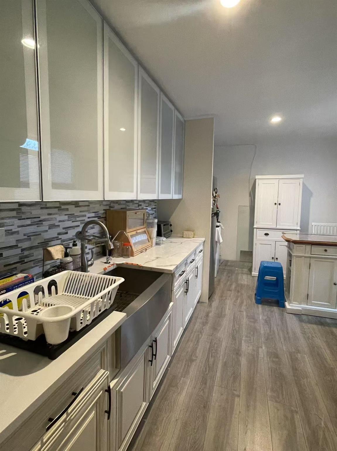 140-50 Burden Crescent # 4J, Jamaica, NY 11435