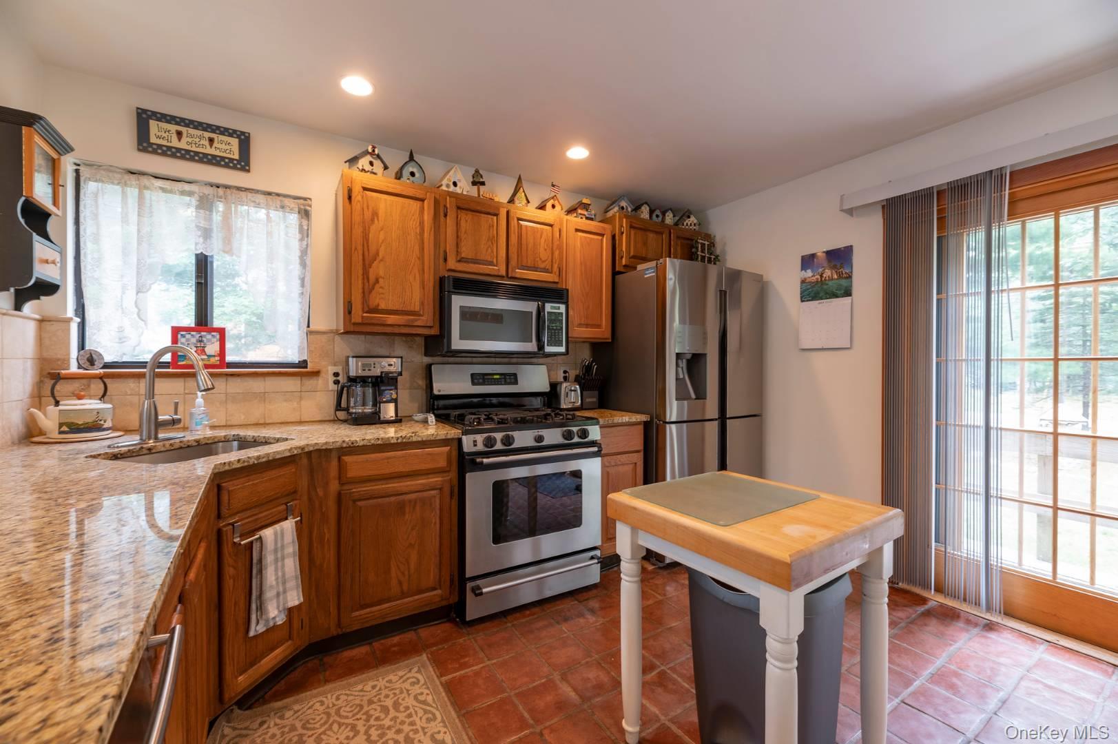 221 Norfolk Drive, East Hampton, NY 11937